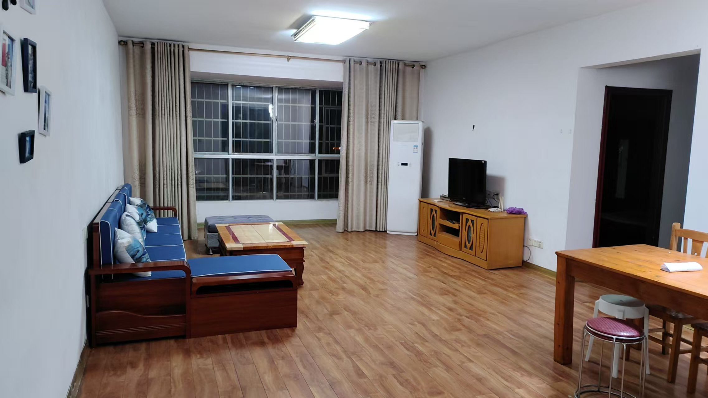 星海名都 3室2厅1卫 2000.0元/月 星海名都 3室2厅1卫 2000.0元/月室内图