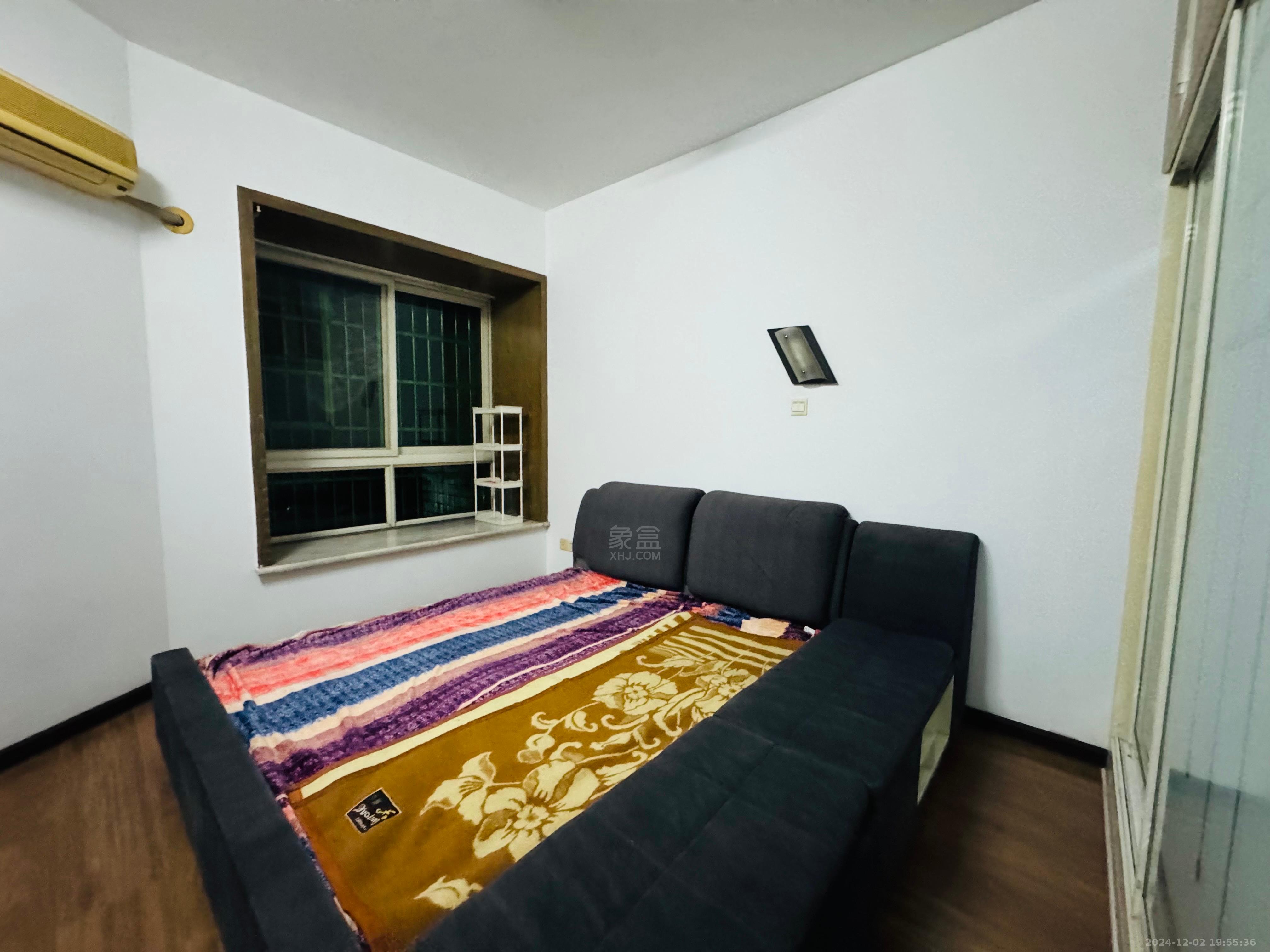 学林雅苑 4室2厅2卫 2000.0元/月 学林雅苑 4室2厅2卫 2000.0元/月室内图