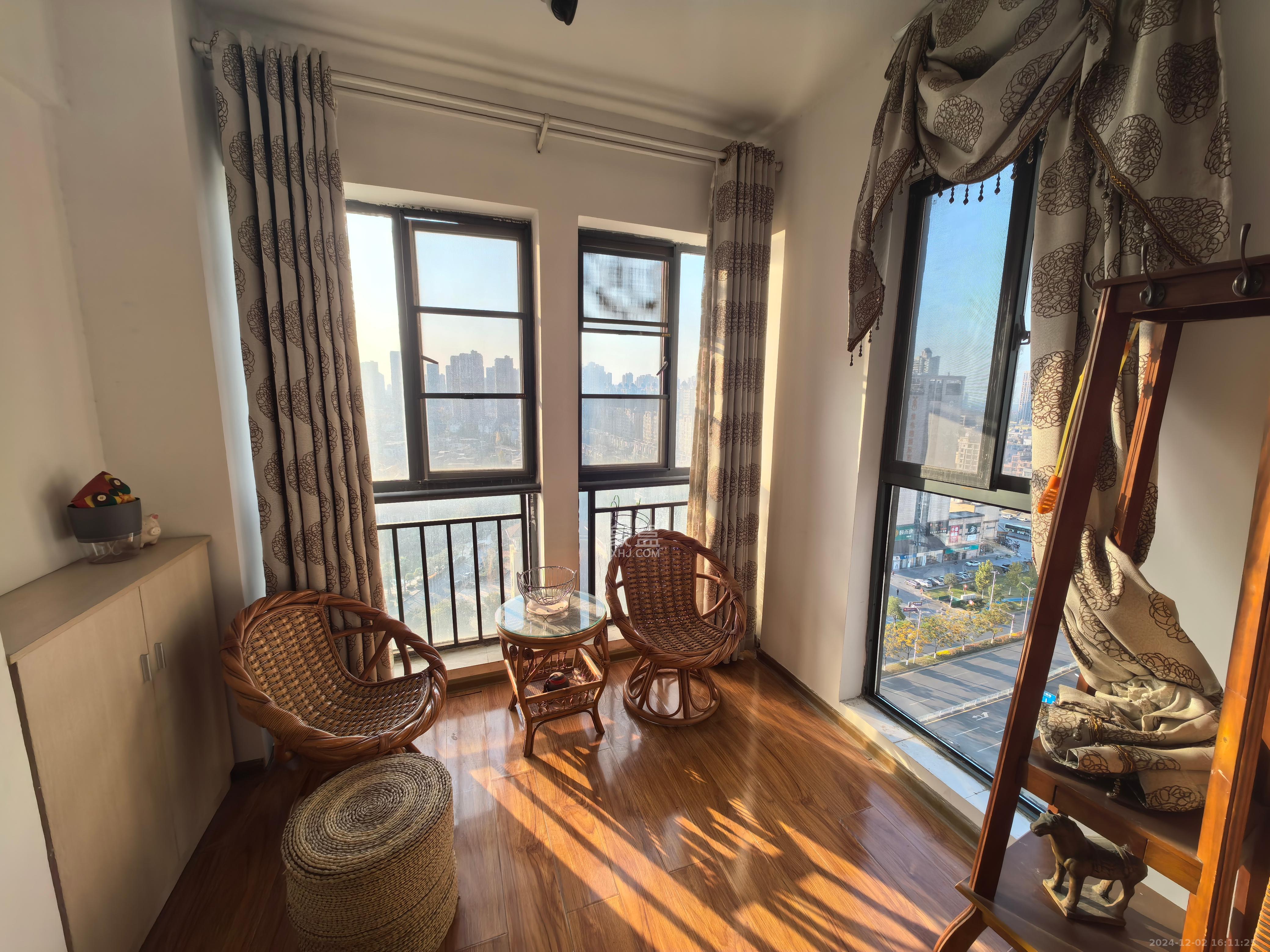 勤诚达新界 3室2厅1卫 1800.0元/月 勤诚达新界 3室2厅1卫 1800.0元/月室内图