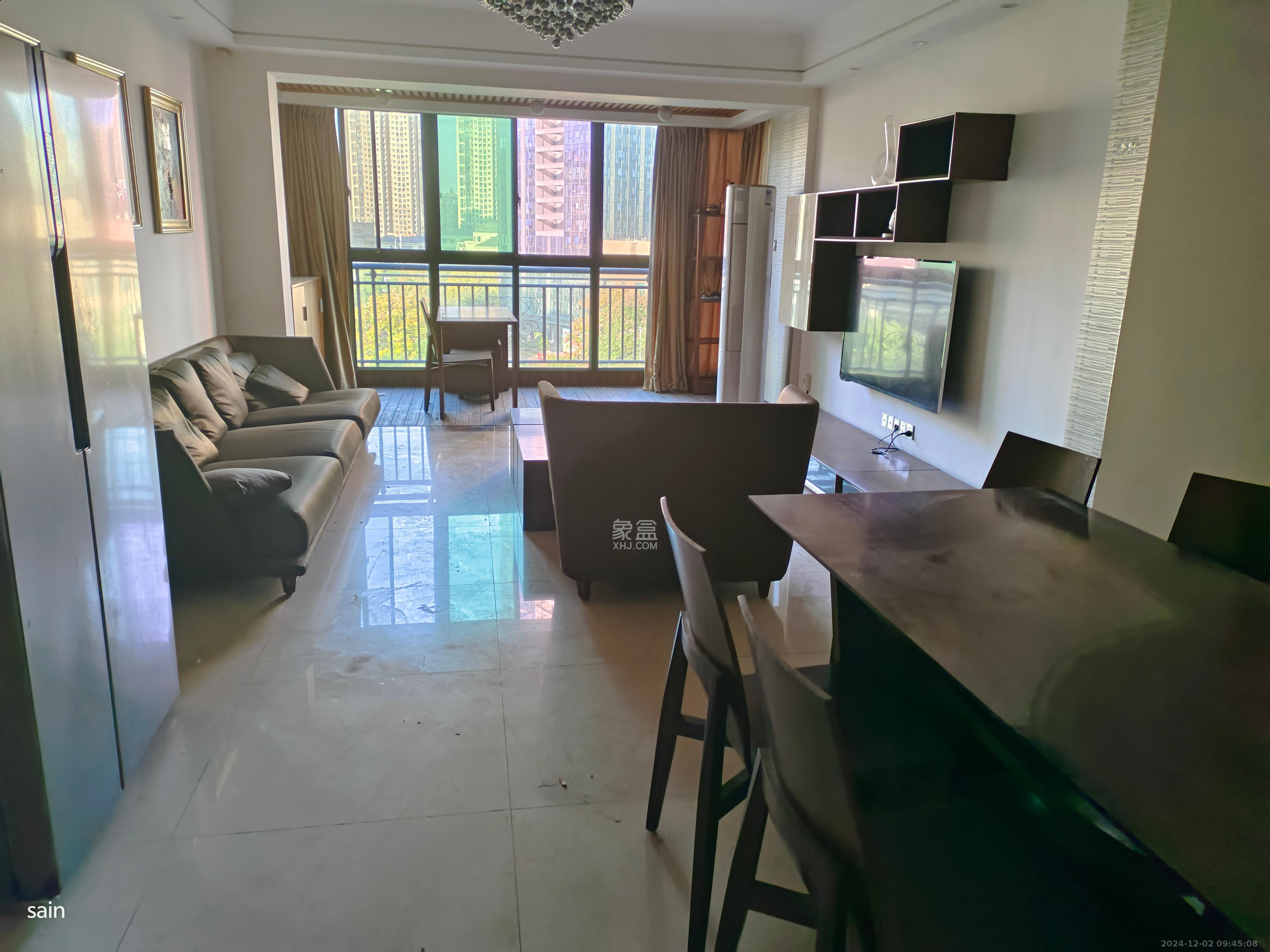 恒大城 4室2厅1卫 2800.0元/月 恒大城 4室2厅1卫 2800.0元/月室内图