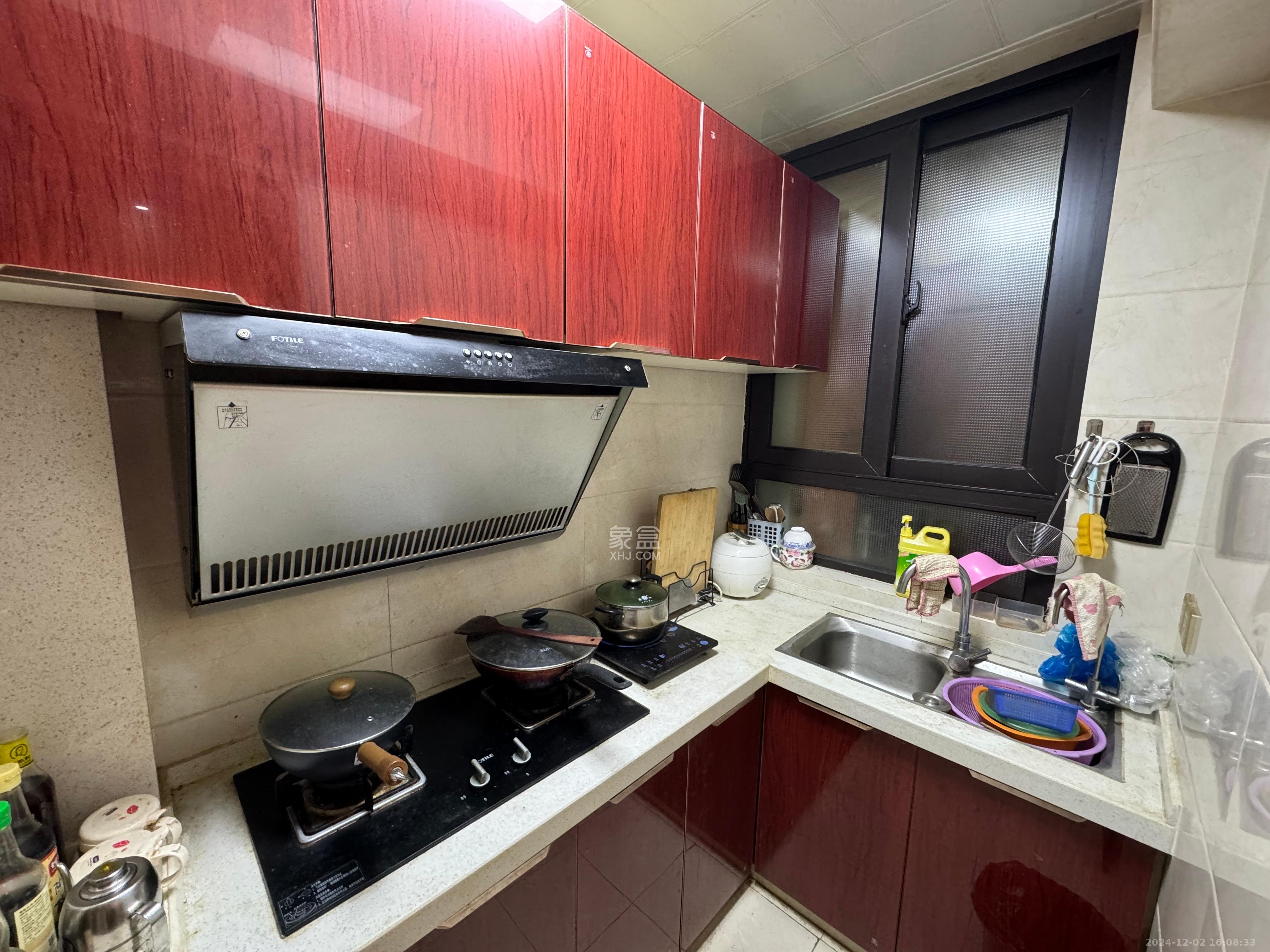 中信凯旋蓝岸(中信新城三期) 2室1厅1卫 1600.0元/月 中信凯旋蓝岸(中信新城三期) 2室1厅1卫 1600.0元/月室内图