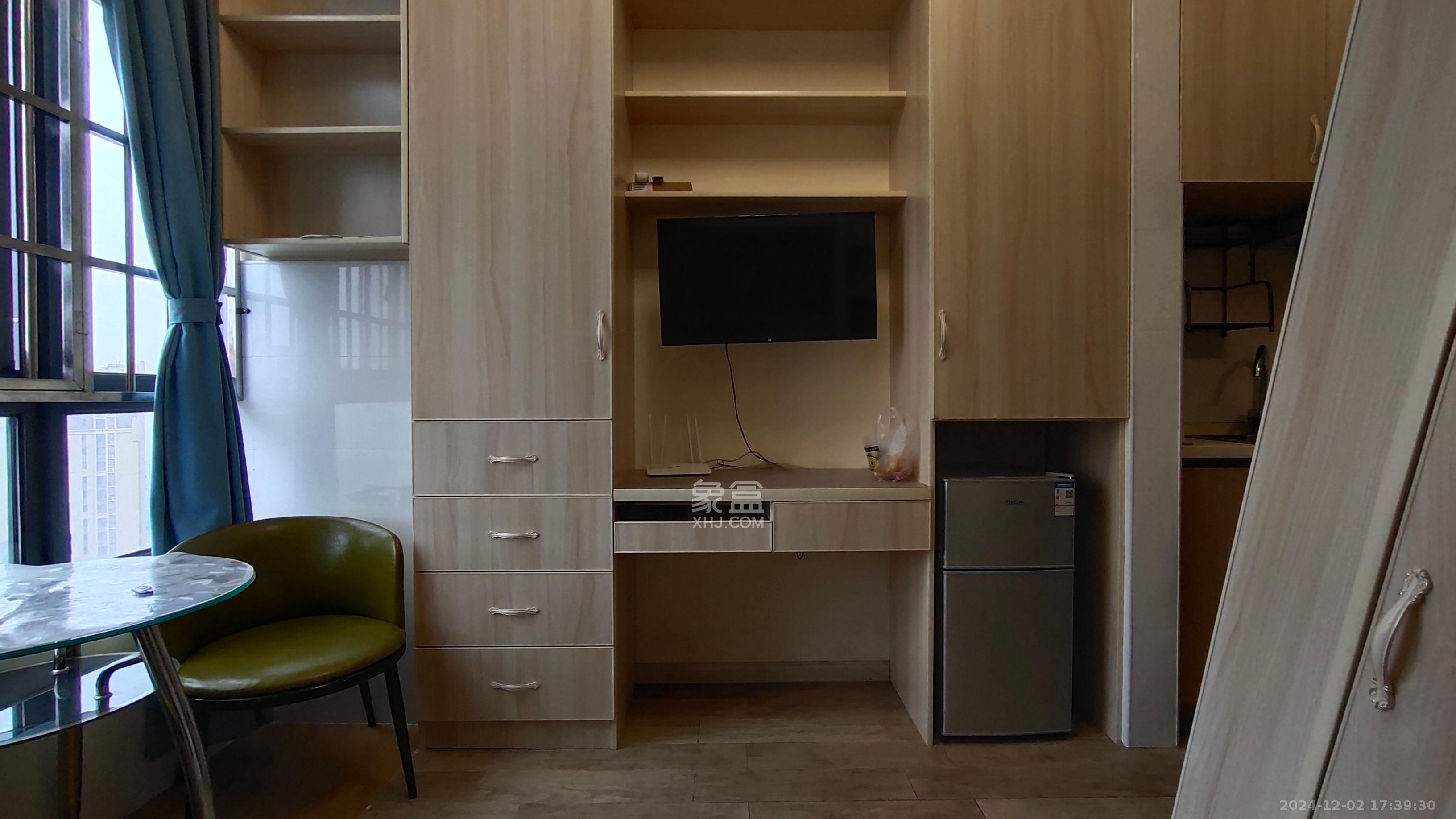 兰亭湾畔 1室1厅1卫 950.0元/月 兰亭湾畔 1室1厅1卫 950.0元/月室内图