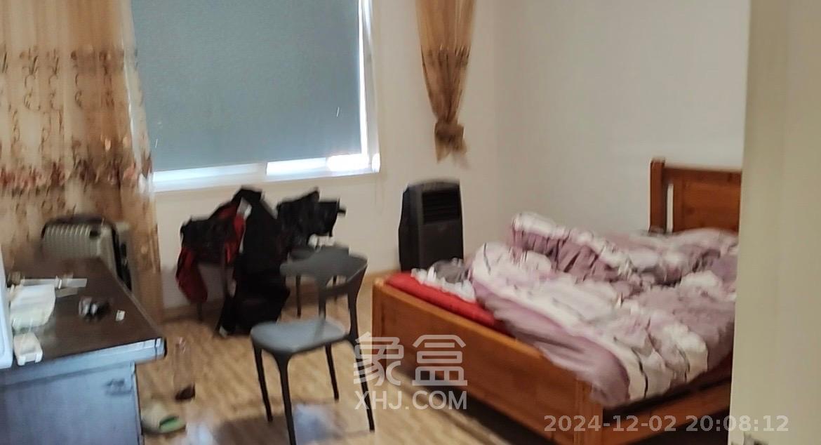 金昌公寓  3室2厅2卫   1800.00元/月室内图