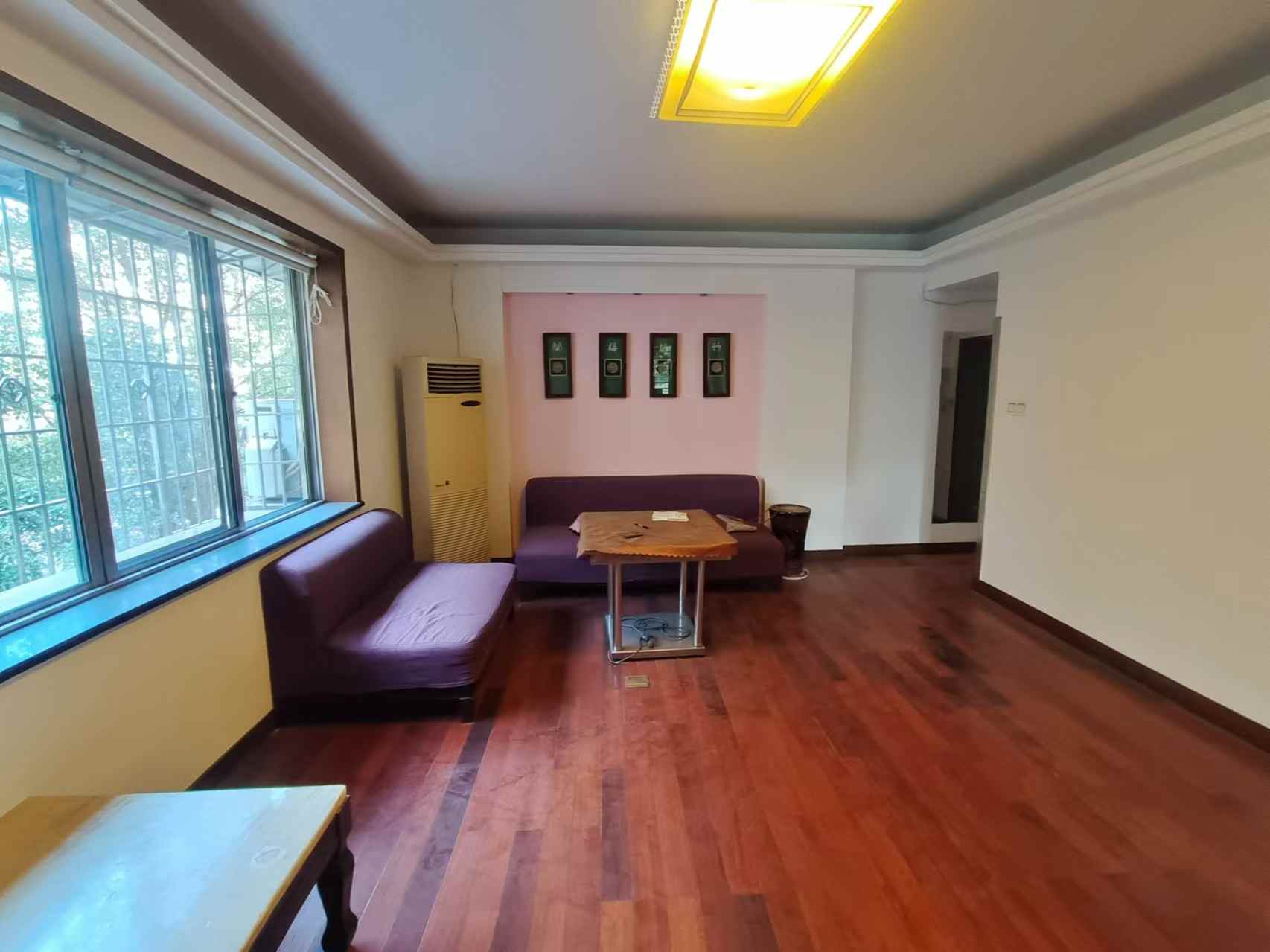 娄星区散盘 3室2厅1卫 45.0万 娄星区散盘 3室2厅1卫 45.0万客厅