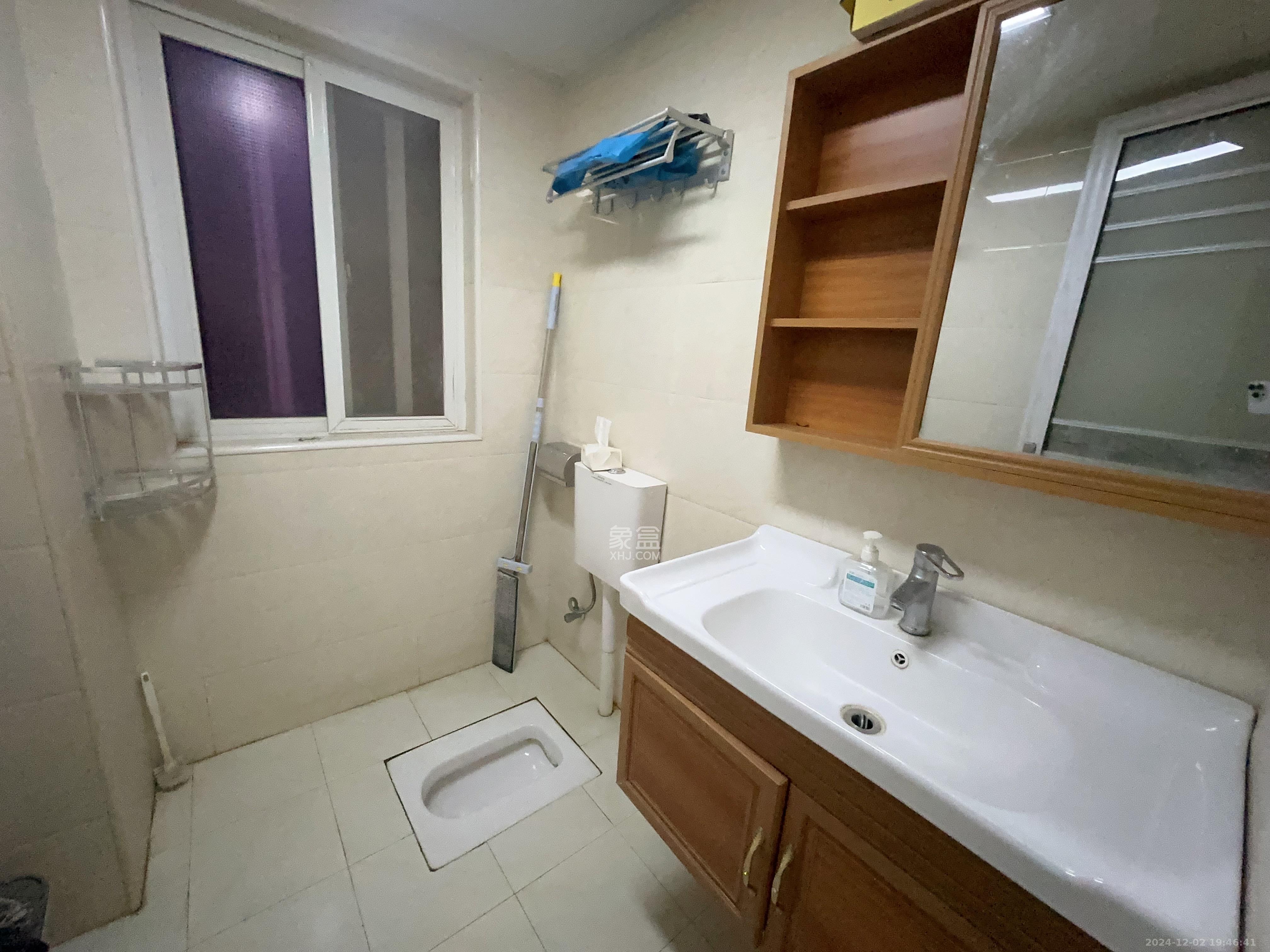 嘉顺苑 1室1厅1卫 2000.0元/月 嘉顺苑 1室1厅1卫 2000.0元/月室内图