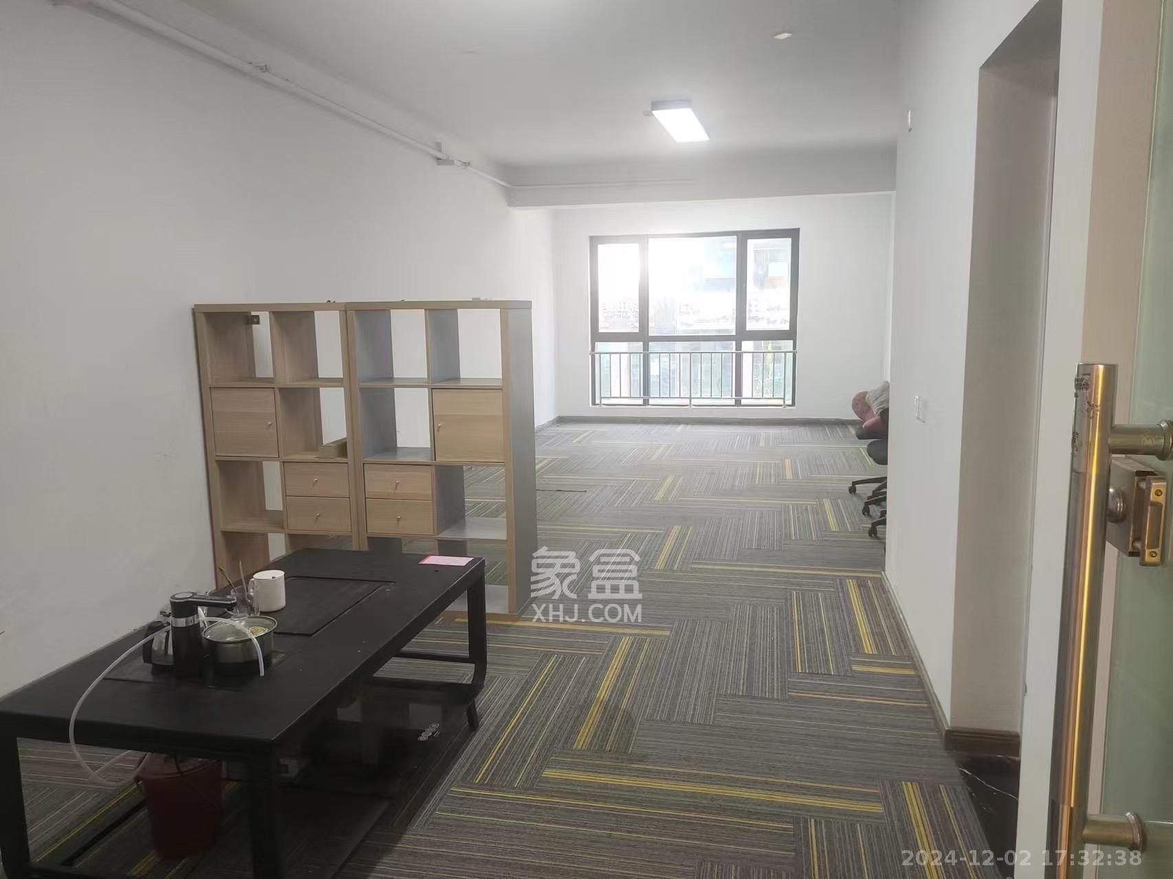 德思勤城市广场(宝格丽公寓) 1室1厅1卫 2800.0元/月 德思勤城市广场(宝格丽公寓) 1室1厅1卫 2800.0元/月室内图