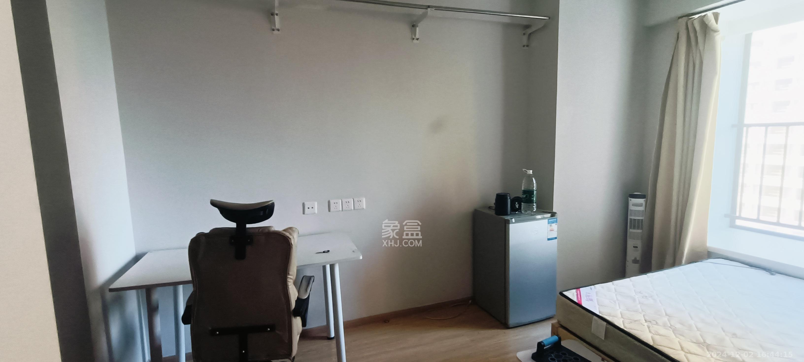 佳兆业云顶都汇 1室1厅1卫 1450.0元/月 佳兆业云顶都汇 1室1厅1卫 1450.0元/月室内图