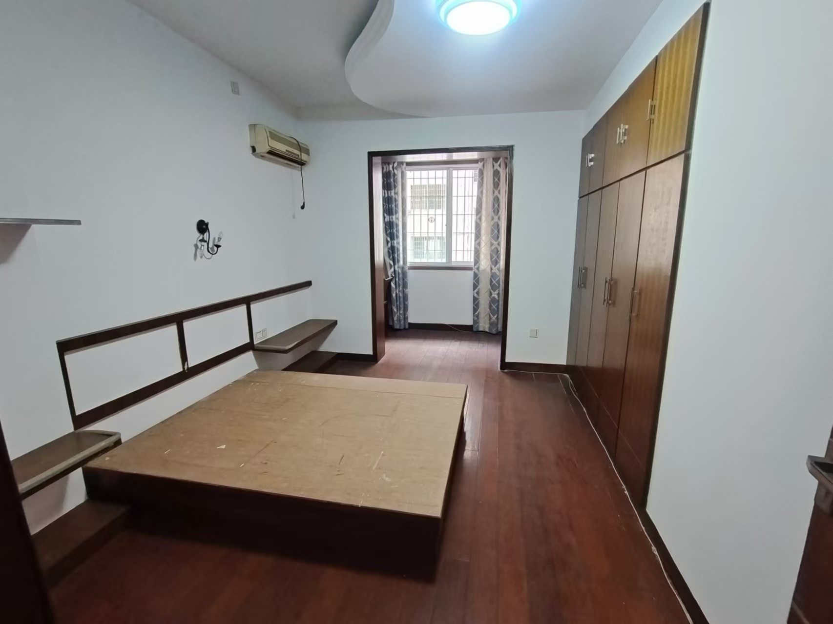 娄星区散盘 3室2厅1卫 45.0万 娄星区散盘 3室2厅1卫 45.0万客厅