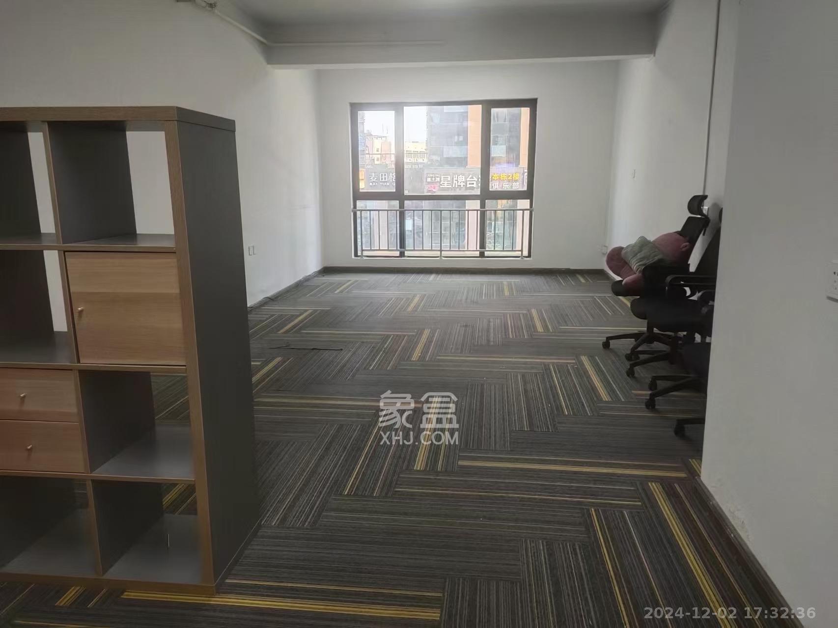 德思勤城市广场(宝格丽公寓) 1室1厅1卫 2800.0元/月 德思勤城市广场(宝格丽公寓) 1室1厅1卫 2800.0元/月室内图