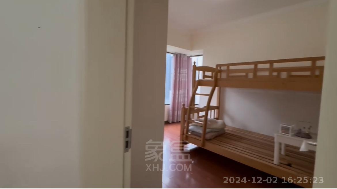 蓝溪谷 3室2厅2卫 2500.0元/月 蓝溪谷 3室2厅2卫 2500.0元/月室内图