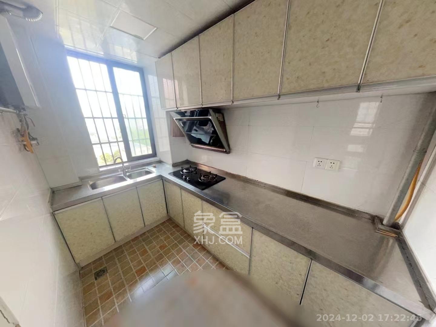 圆梦康乐城 3室2厅2卫 2600.0元/月 圆梦康乐城 3室2厅2卫 2600.0元/月室内图