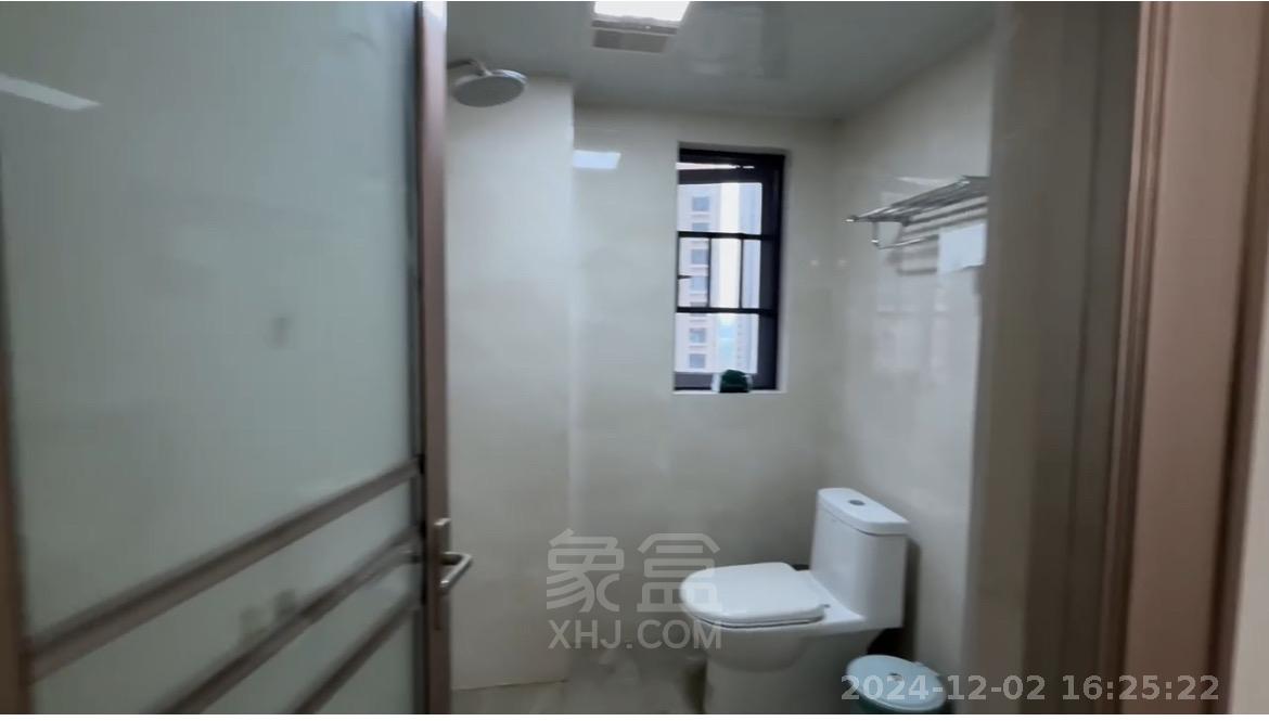 蓝溪谷 3室2厅2卫 2500.0元/月 蓝溪谷 3室2厅2卫 2500.0元/月室内图