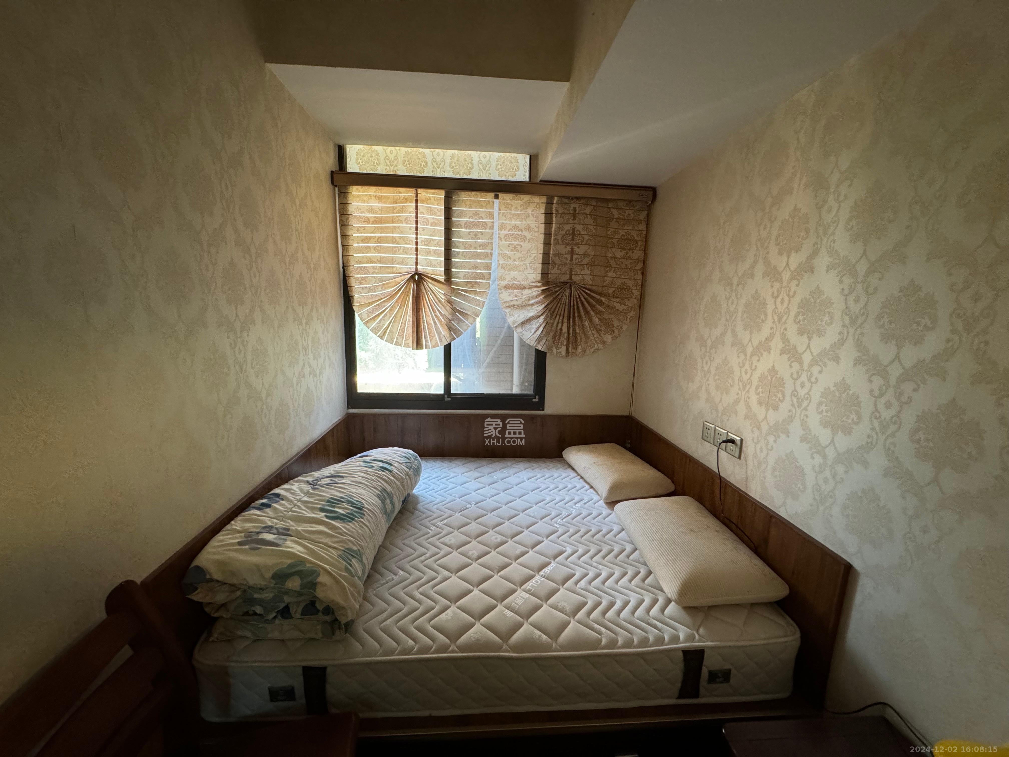 中信凯旋蓝岸(中信新城三期) 2室1厅1卫 1600.0元/月 中信凯旋蓝岸(中信新城三期) 2室1厅1卫 1600.0元/月室内图