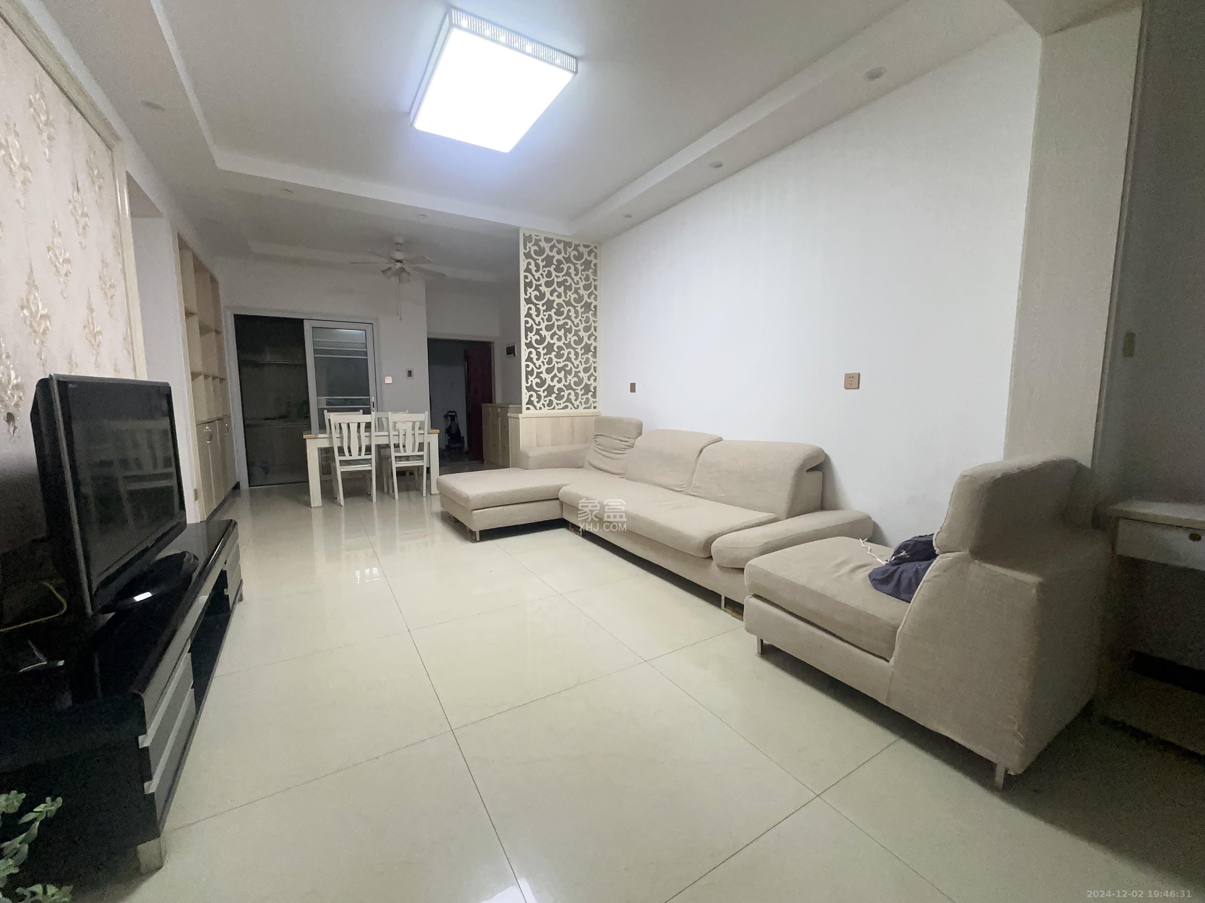 嘉顺苑 1室1厅1卫 2000.0元/月 嘉顺苑 1室1厅1卫 2000.0元/月室内图