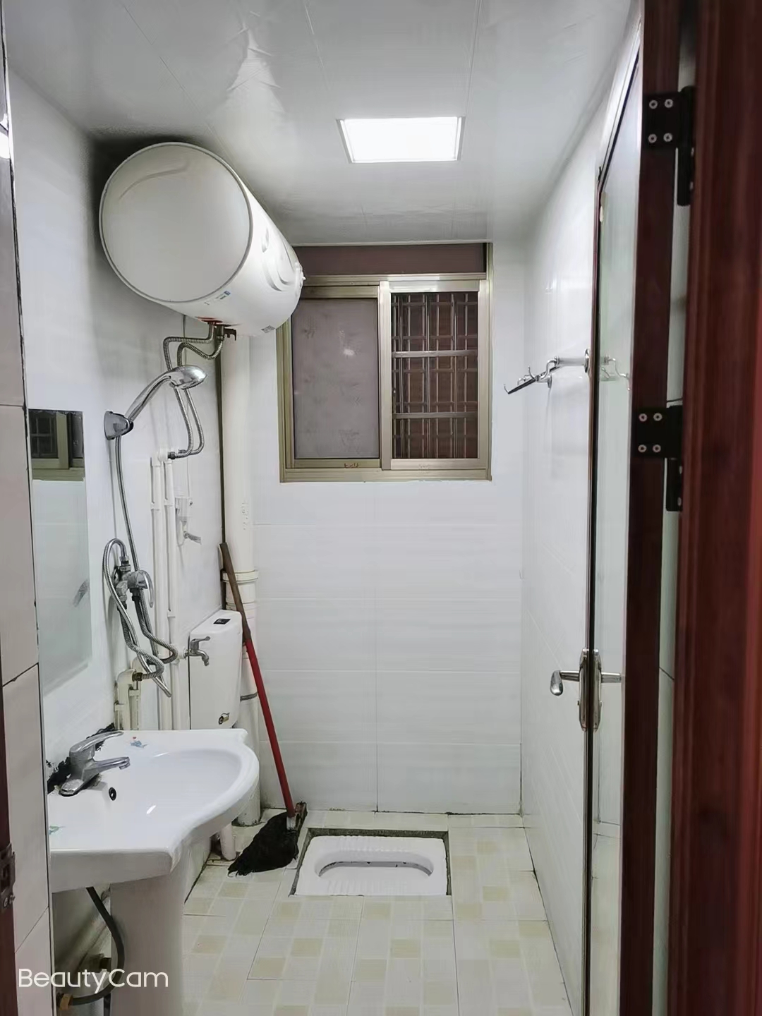 对江安置小区 1室0厅0卫 750.0元/月 对江安置小区 1室0厅0卫 750.0元/月室内图