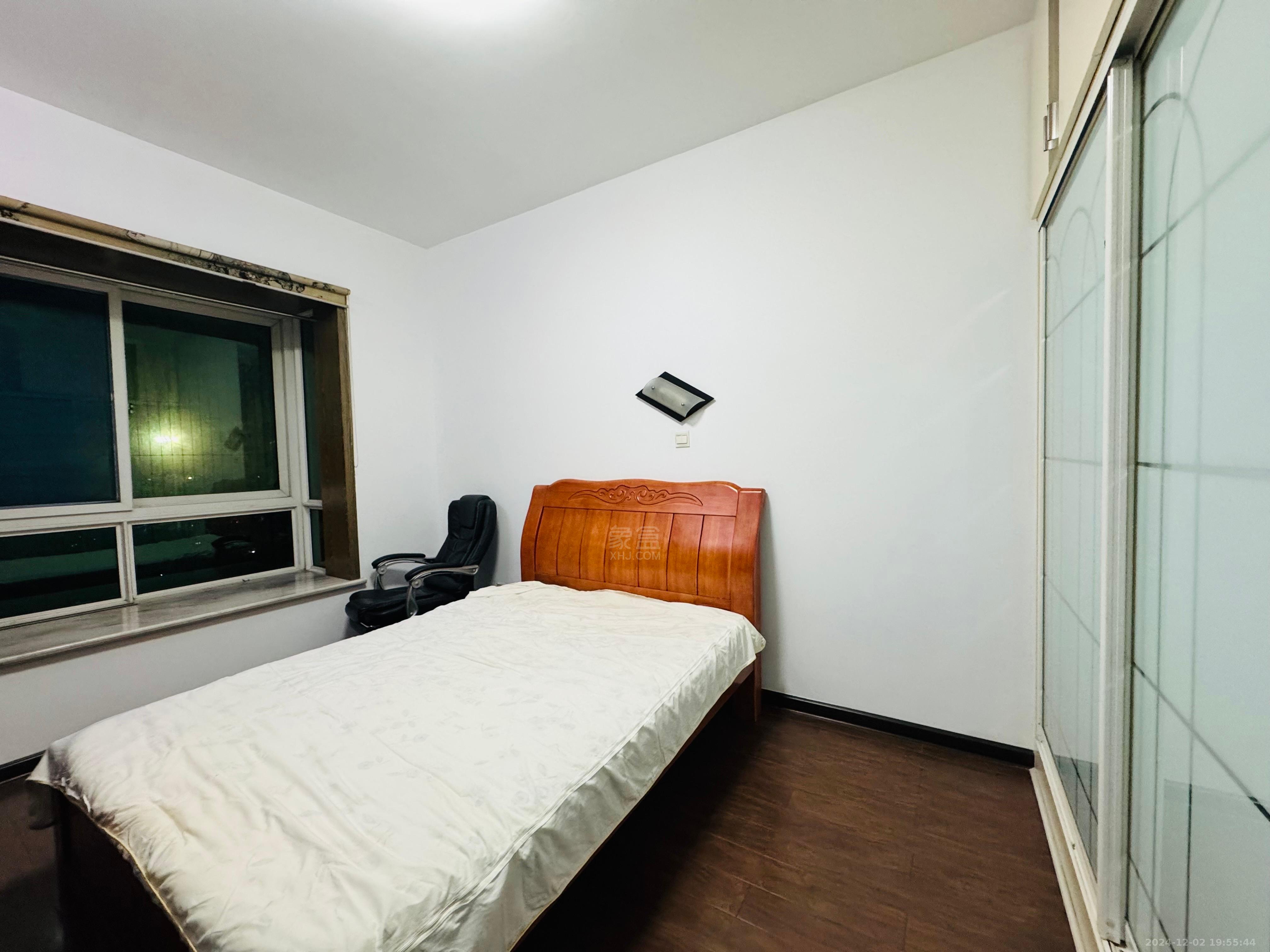 学林雅苑 4室2厅2卫 2000.0元/月 学林雅苑 4室2厅2卫 2000.0元/月室内图