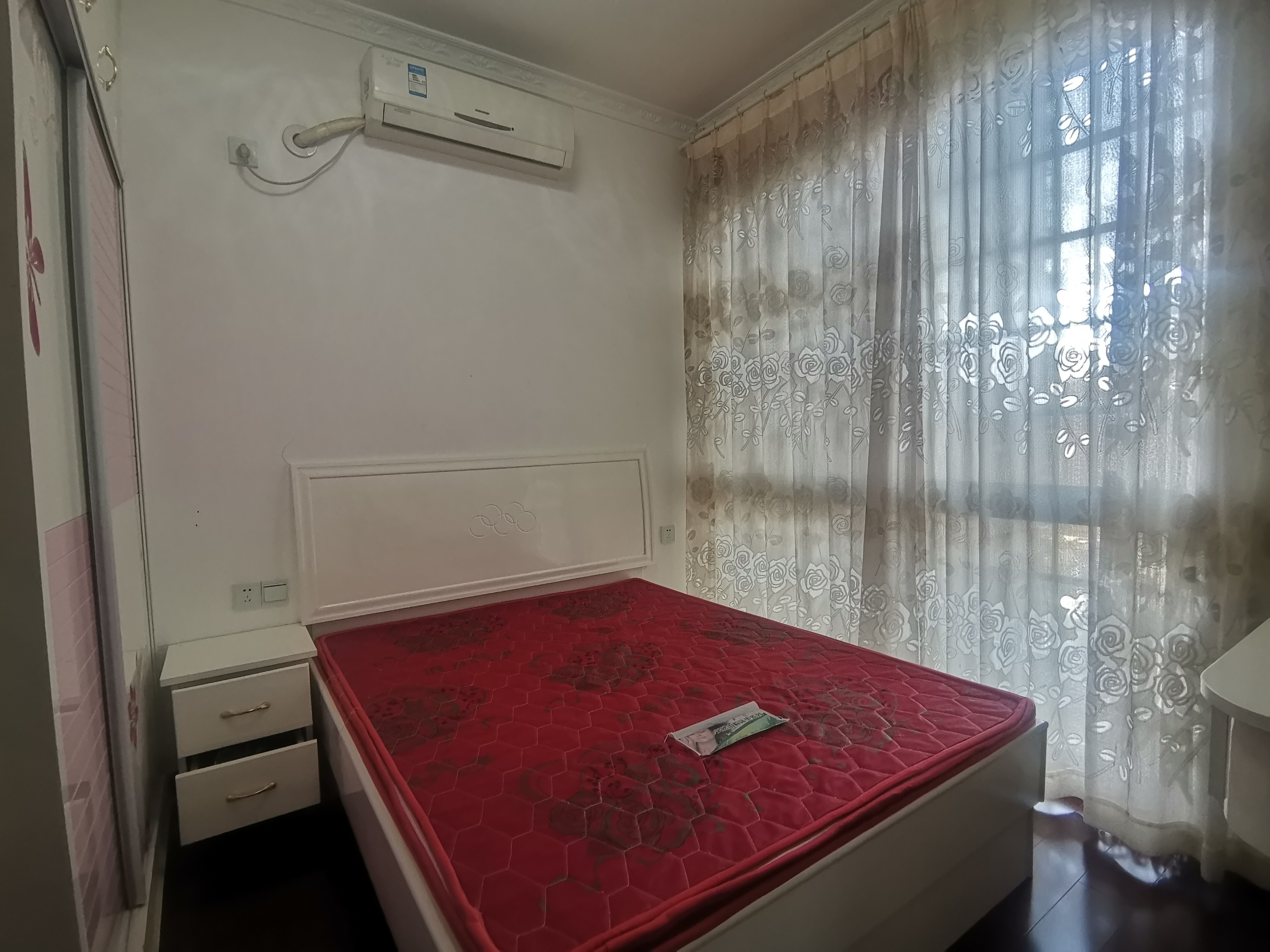 景明佳园 1室0厅0卫 1800.0元/月 景明佳园 1室0厅0卫 1800.0元/月室内图