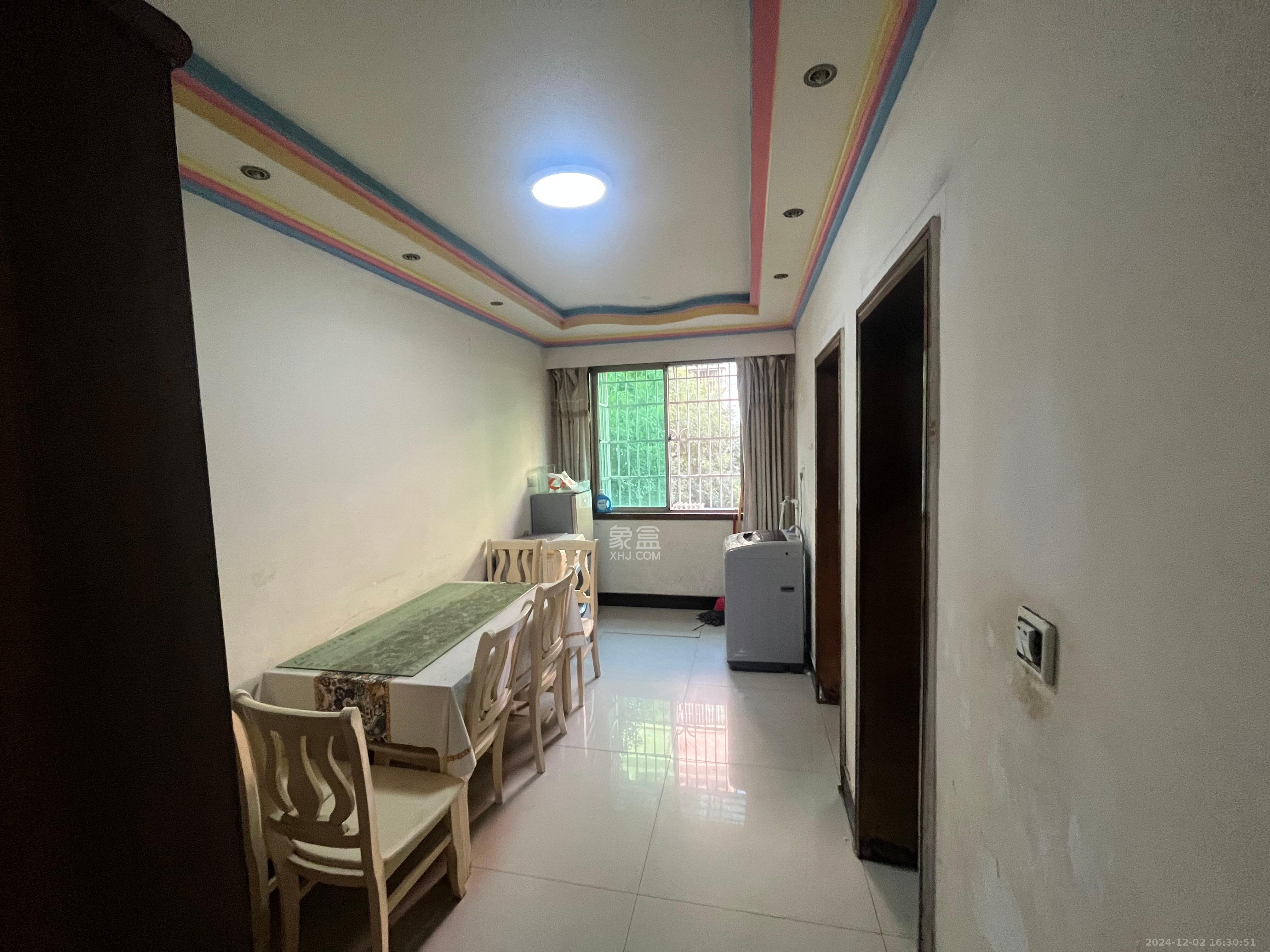 中南汽车世界 2室2厅1卫 1200.0元/月 中南汽车世界 2室2厅1卫 1200.0元/月室内图