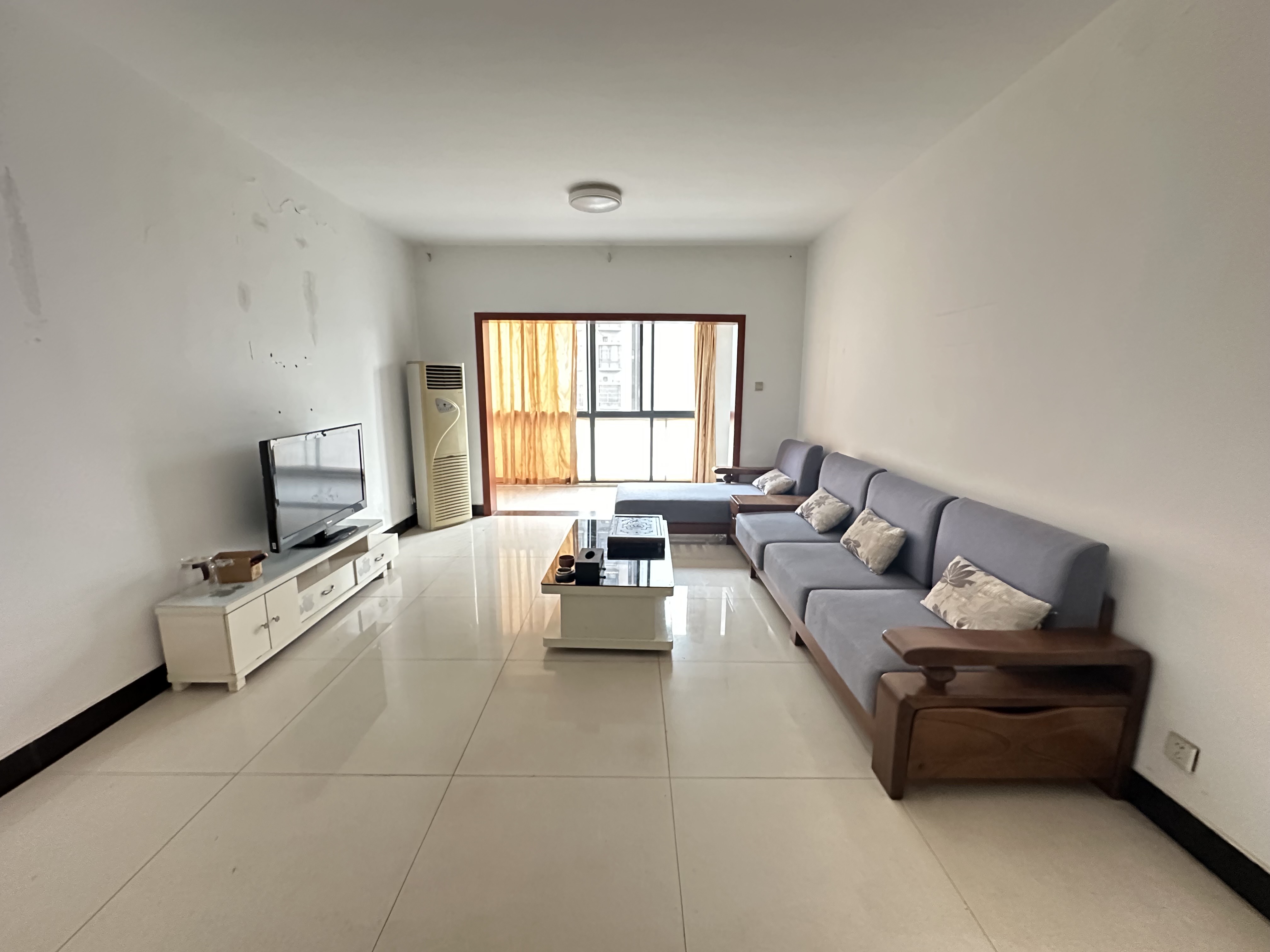 新府华城 3室2厅2卫 1600.0元/月 新府华城 3室2厅2卫 1600.0元/月户型图