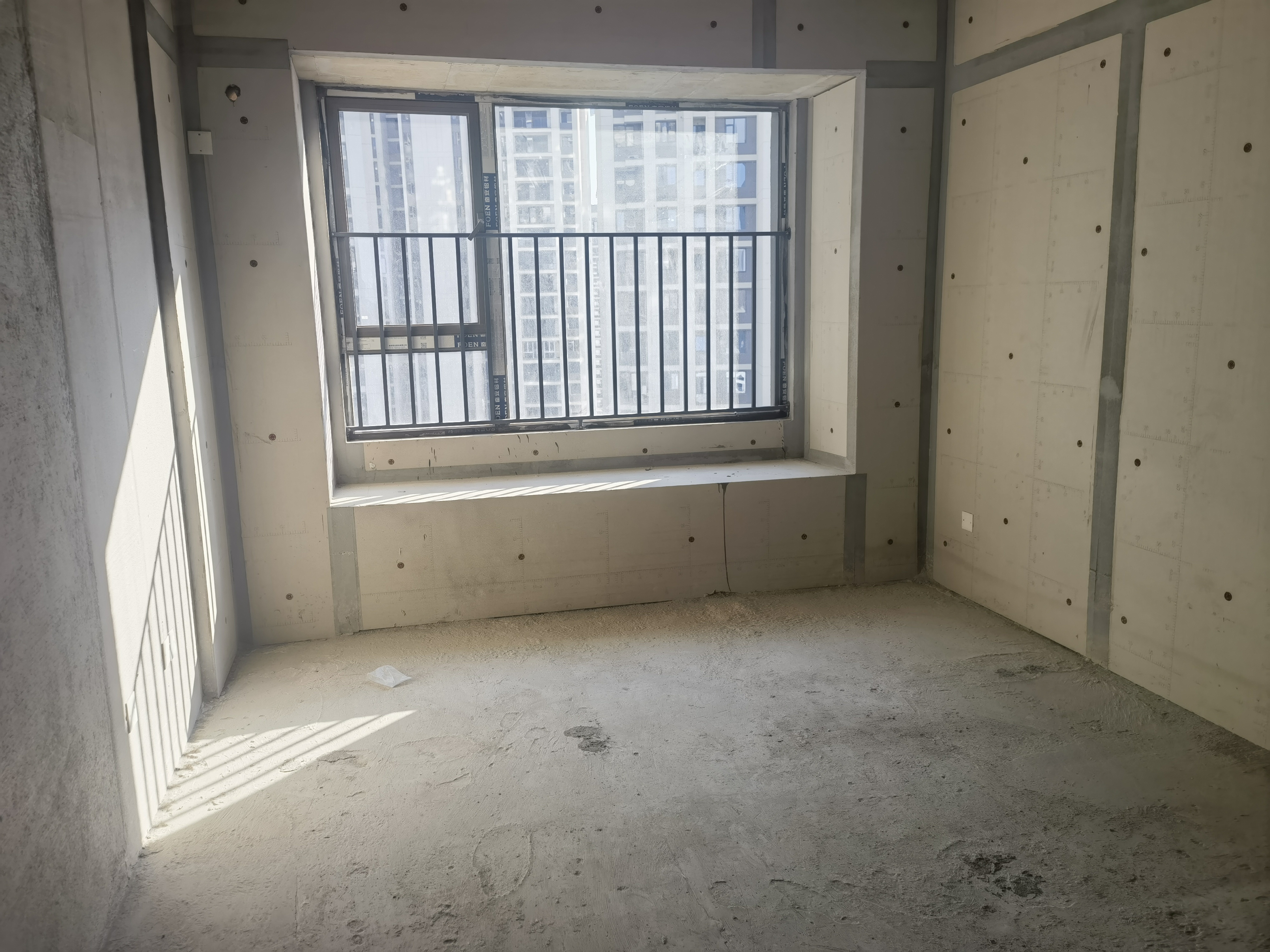 吾悦广场 5室2厅2卫 82.8万 吾悦广场 5室2厅2卫 82.8万客厅