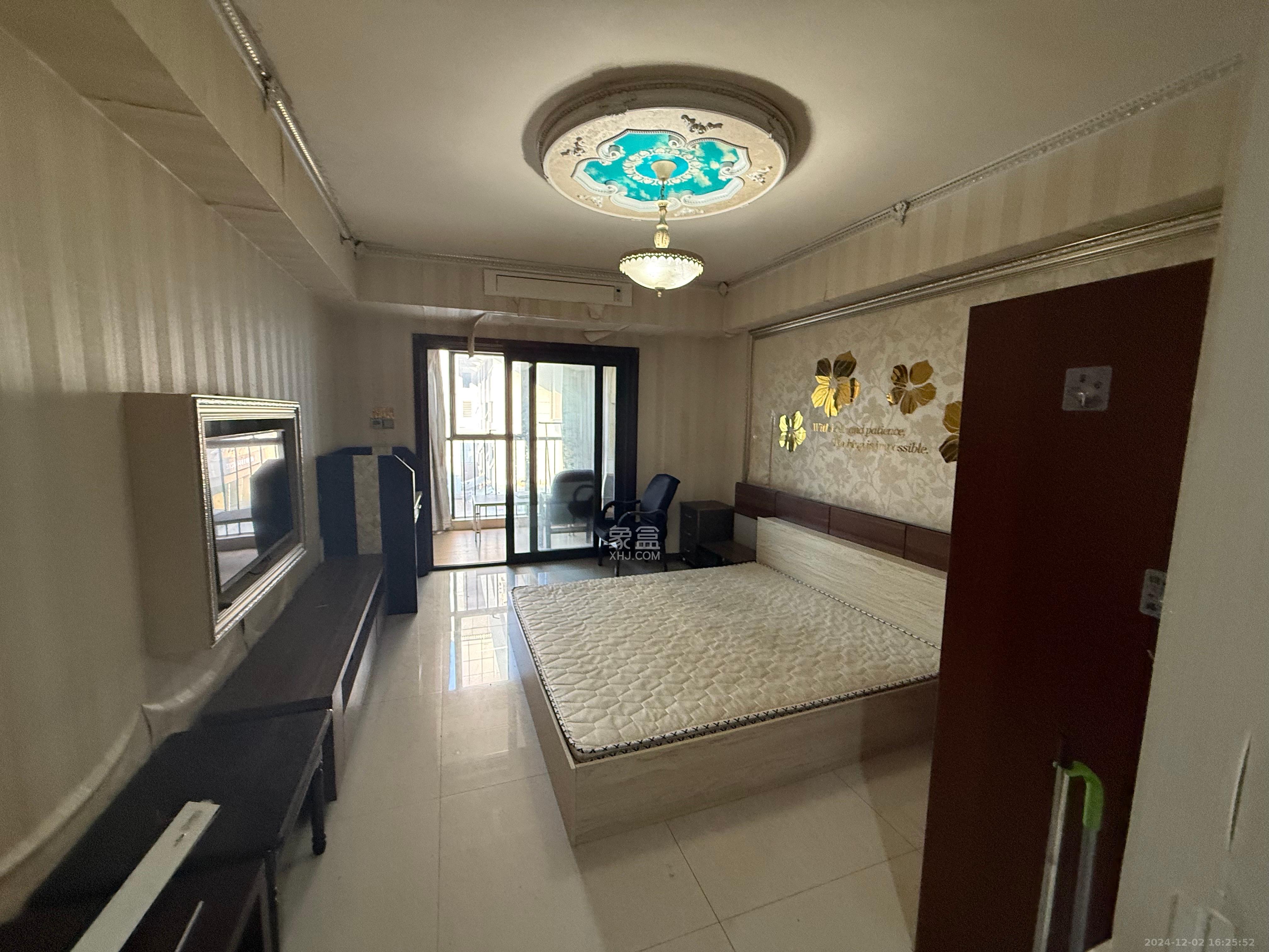 东塘瑞府 1室1厅1卫 1500.0元/月 东塘瑞府 1室1厅1卫 1500.0元/月室内图