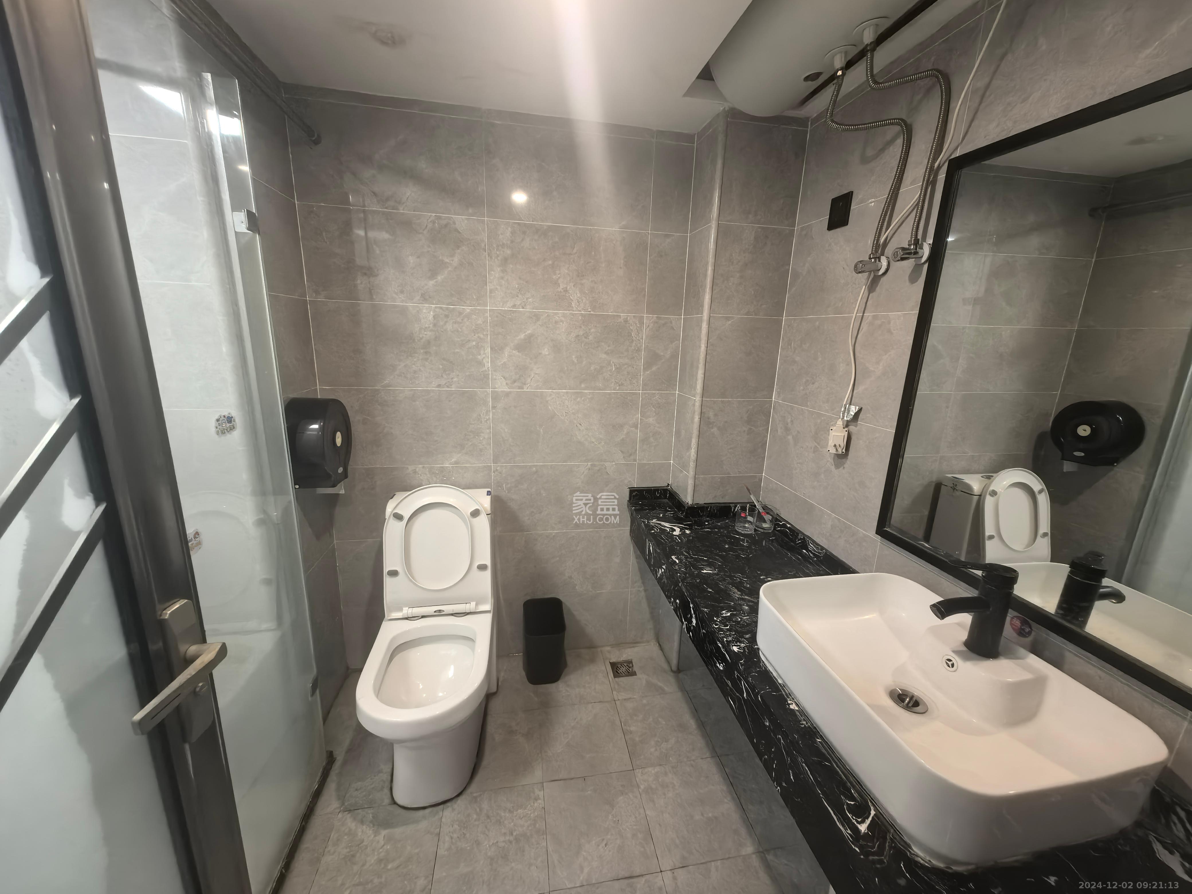 创世纪广场 1室1厅1卫 1500.0元/月 创世纪广场 1室1厅1卫 1500.0元/月室内图