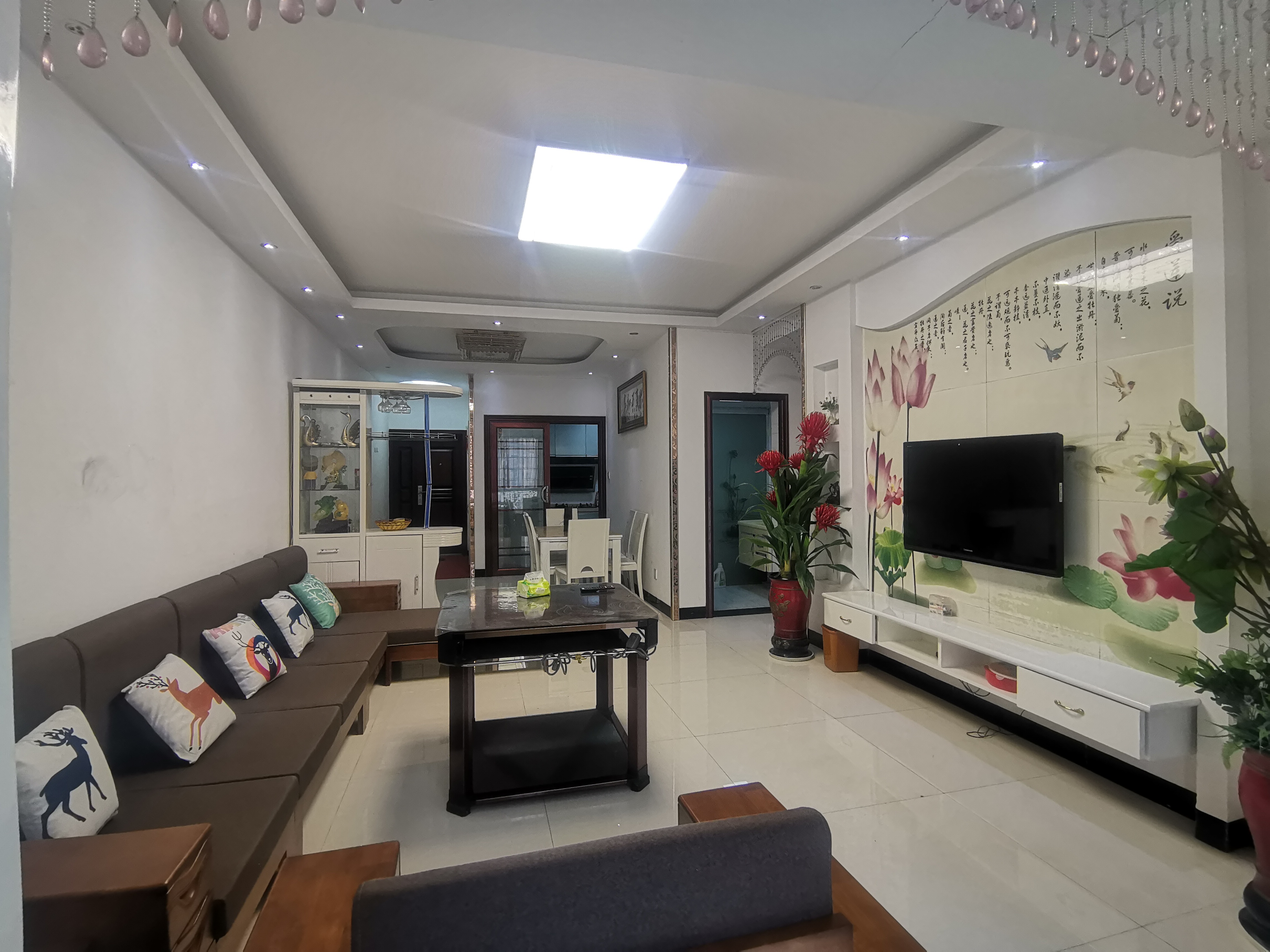 景明佳园 1室0厅0卫 1800.0元/月 景明佳园 1室0厅0卫 1800.0元/月室内图