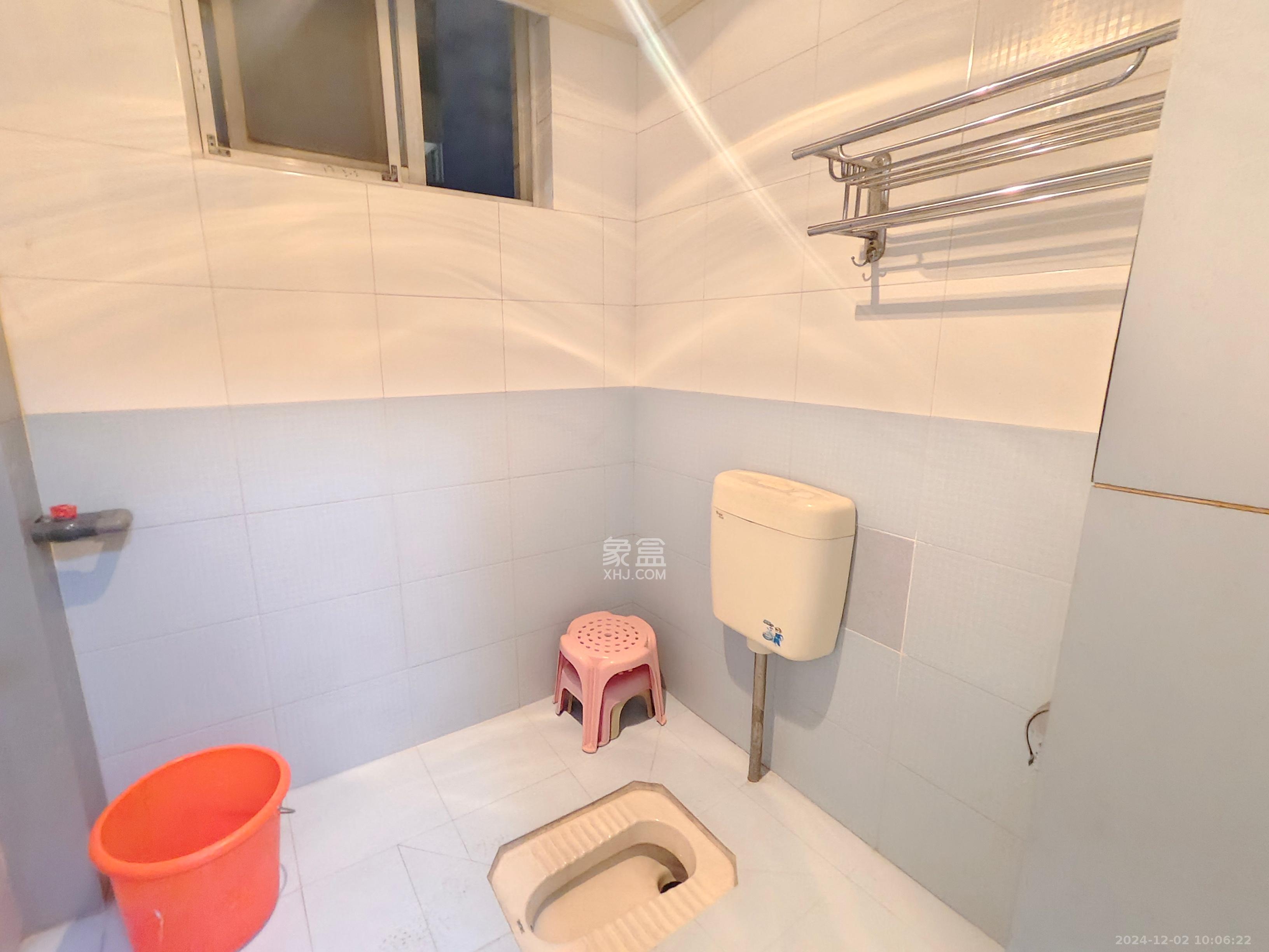 万顺家园  3室2厅2卫   3800.00元/月室内图