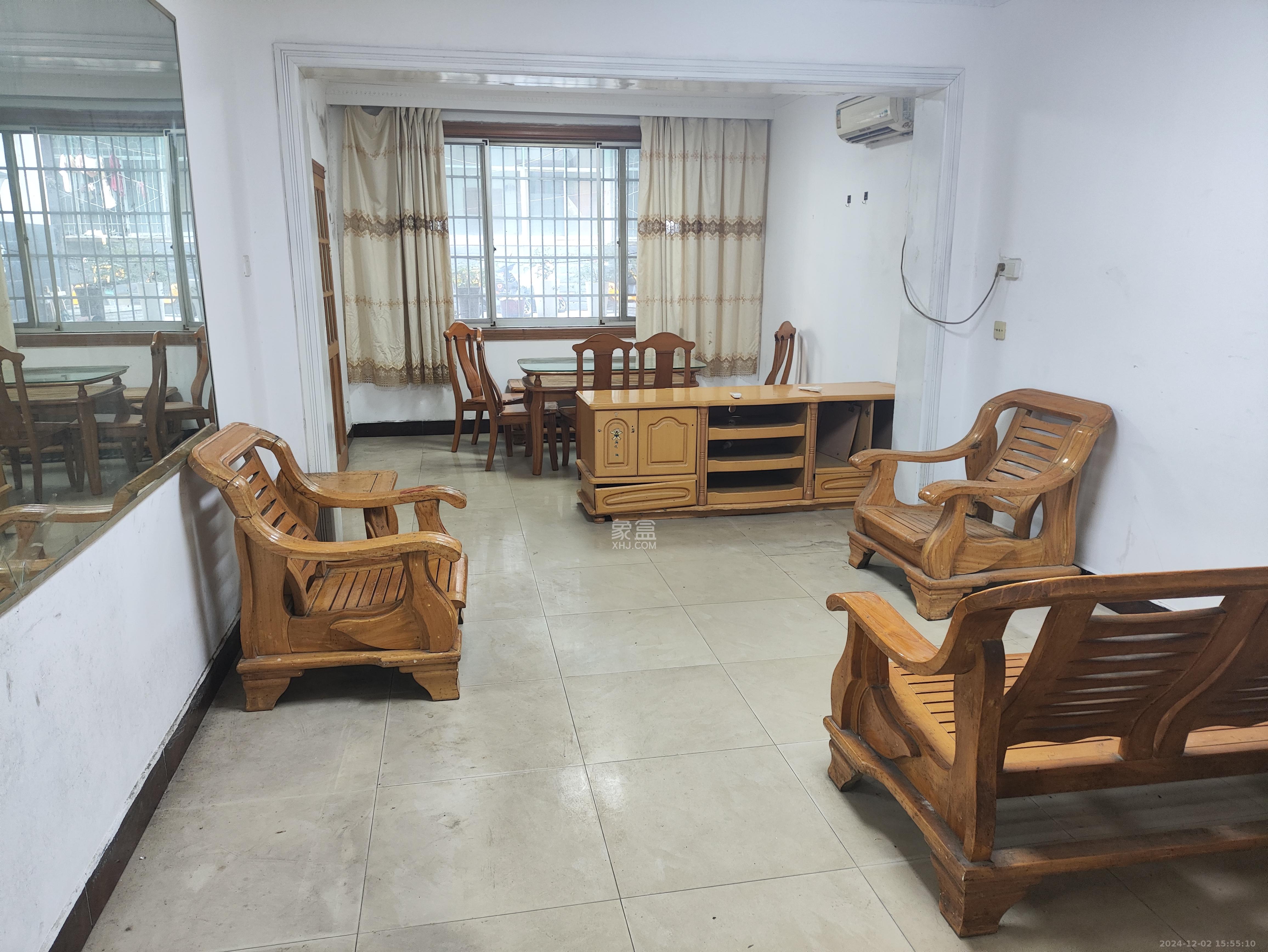 物资厅宿舍(五一大道) 3室1厅1卫 1900.0元/月 物资厅宿舍(五一大道) 3室1厅1卫 1900.0元/月室内图