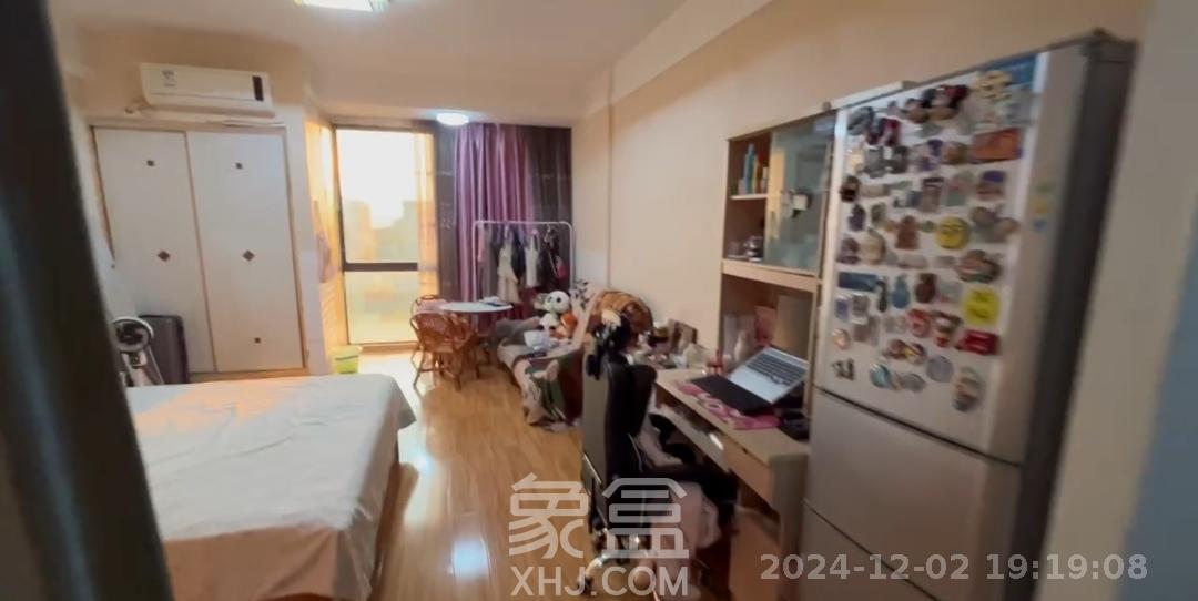 莲湖汽配城 1室1厅1卫 1600.0元/月 莲湖汽配城 1室1厅1卫 1600.0元/月室内图