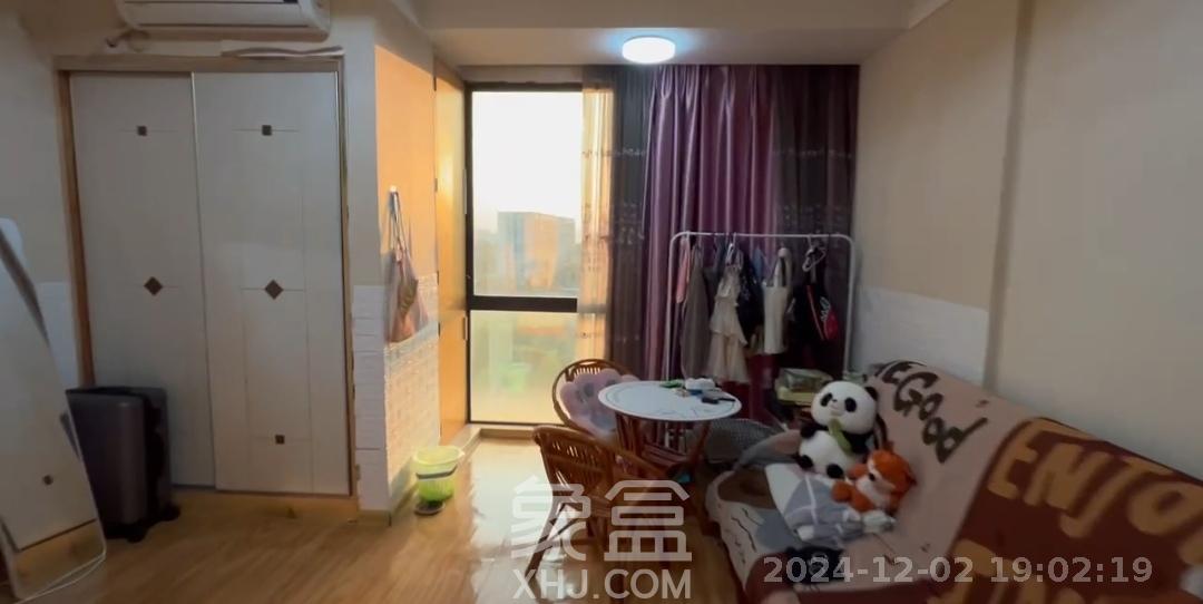 中天佳园 1室2厅1卫 1900.0元/月 中天佳园 1室2厅1卫 1900.0元/月室内图