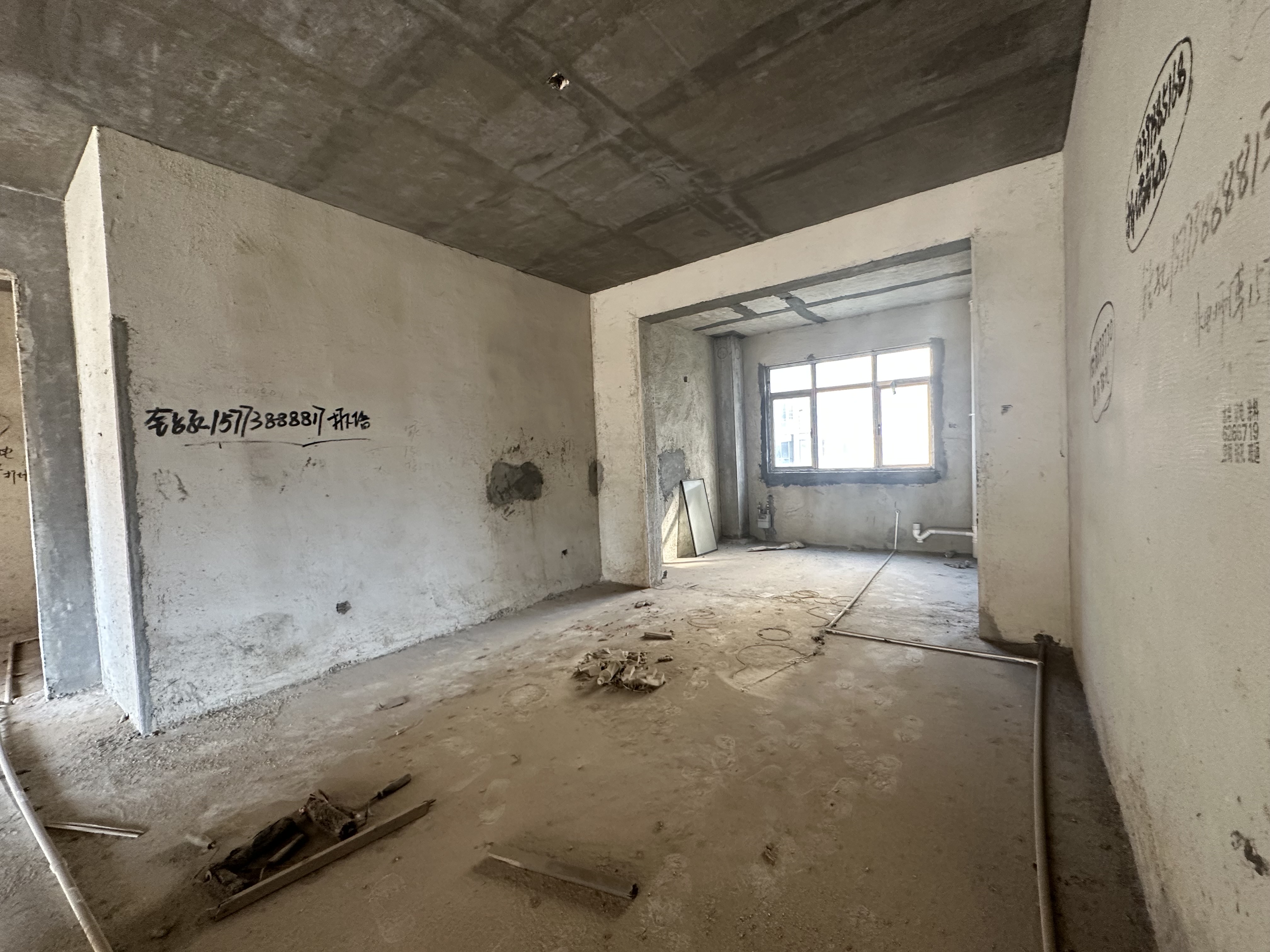 东盛佳园(检察院宿舍) 1室0厅0卫 85.8万 东盛佳园(检察院宿舍) 1室0厅0卫 85.8万客厅