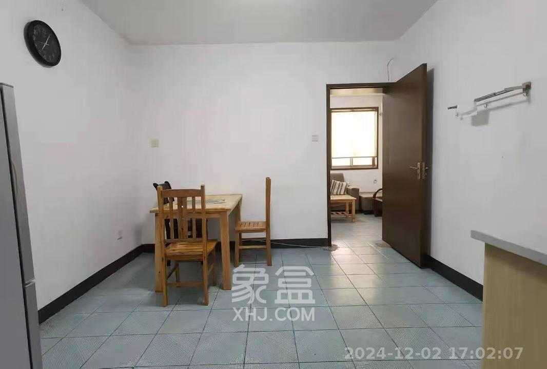 湖南省国税局宿舍(梓园路) 3室1厅1卫 2800.0元/月 湖南省国税局宿舍(梓园路) 3室1厅1卫 2800.0元/月室内图