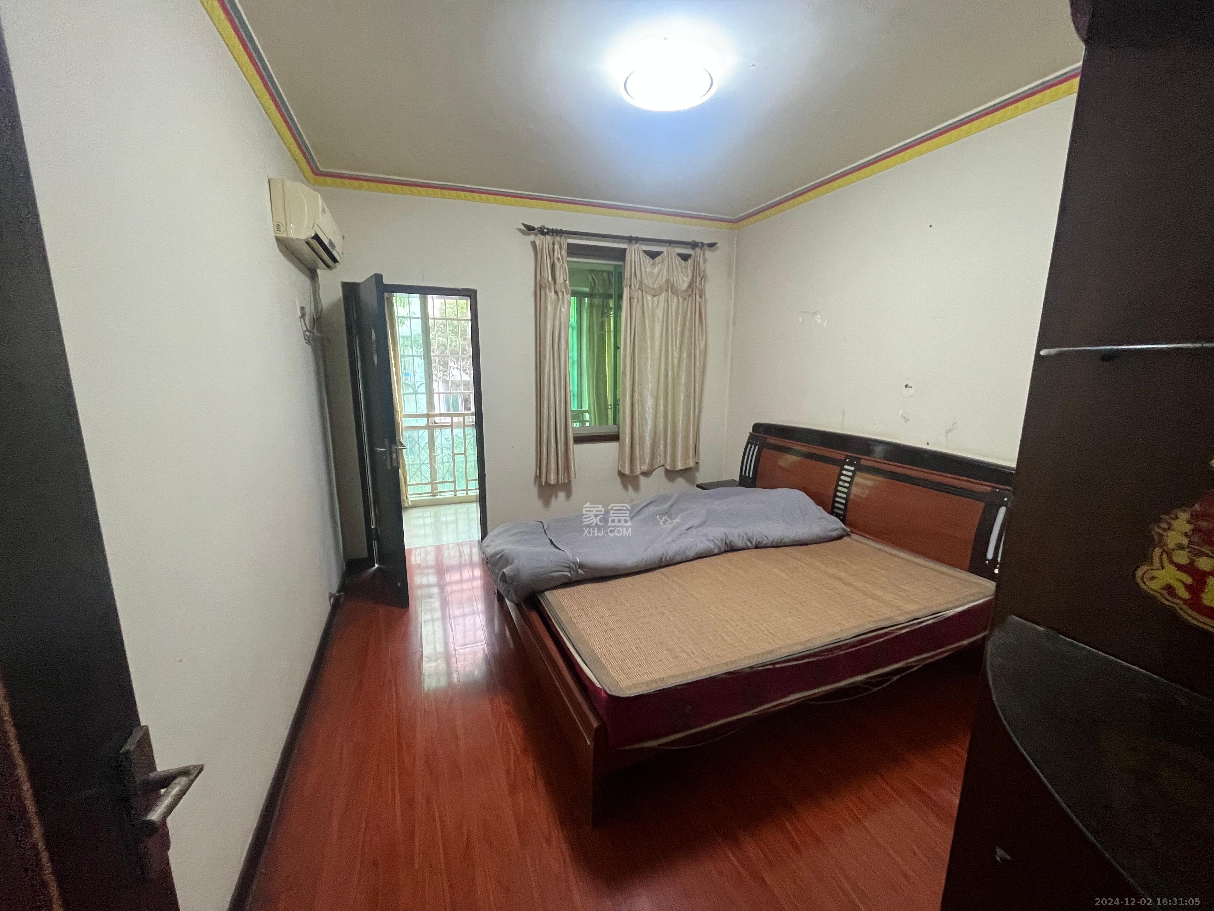 中南汽车世界 2室2厅1卫 1200.0元/月 中南汽车世界 2室2厅1卫 1200.0元/月室内图