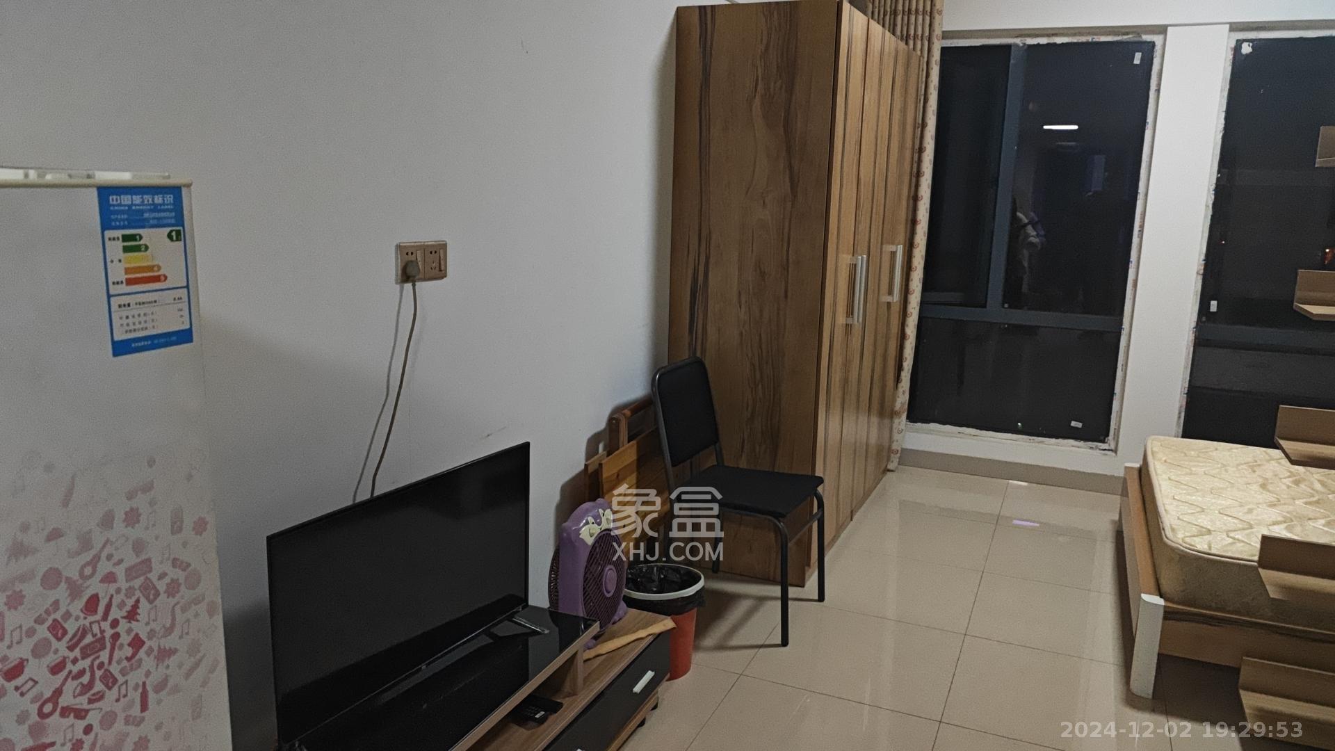 鑫远微中心 1室1厅1卫 1300.0元/月 鑫远微中心 1室1厅1卫 1300.0元/月室内图