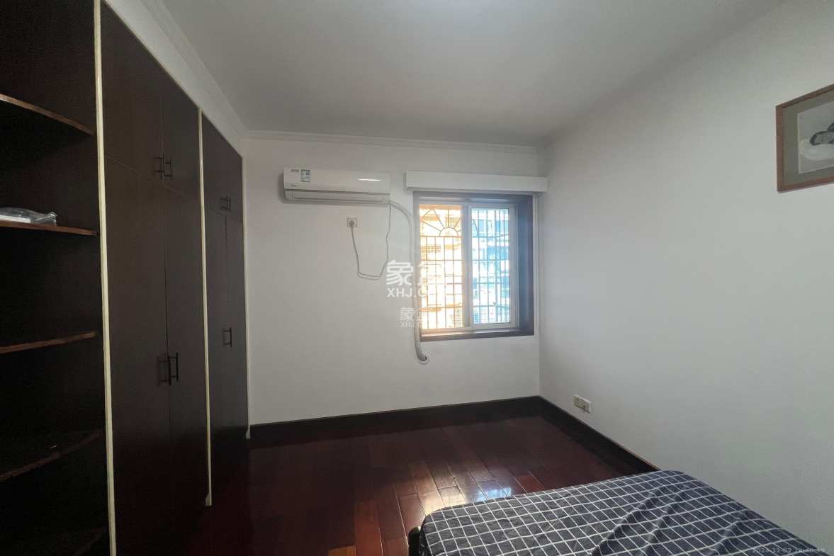 荷花园电信宿舍(天辰荷花苑)  2室1厅1卫    2100.0元/月 荷花园电信宿舍(天辰荷花苑)  2室1厅1卫    2100.0元/月室内图