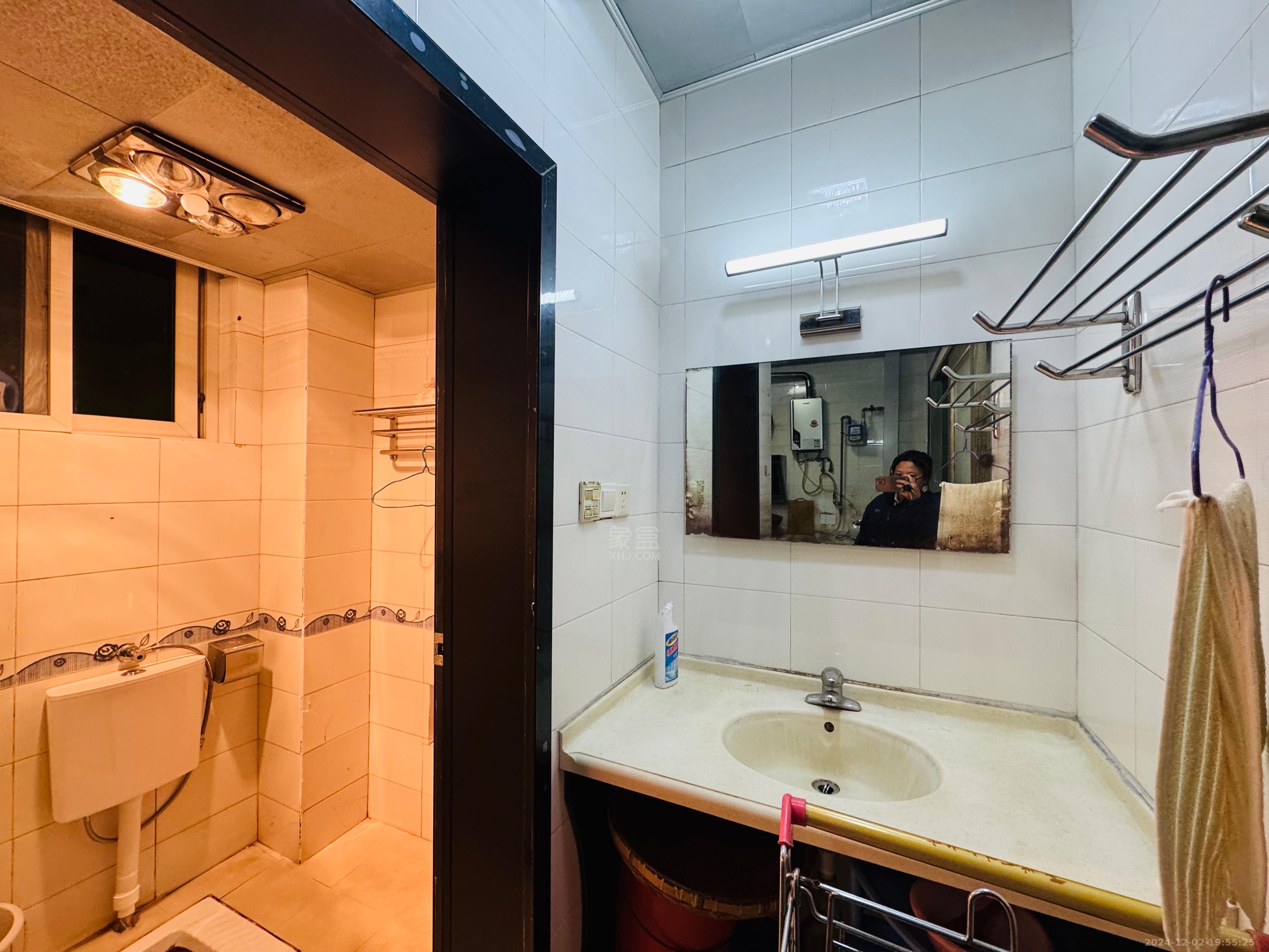 学林雅苑 4室2厅2卫 2000.0元/月 学林雅苑 4室2厅2卫 2000.0元/月室内图