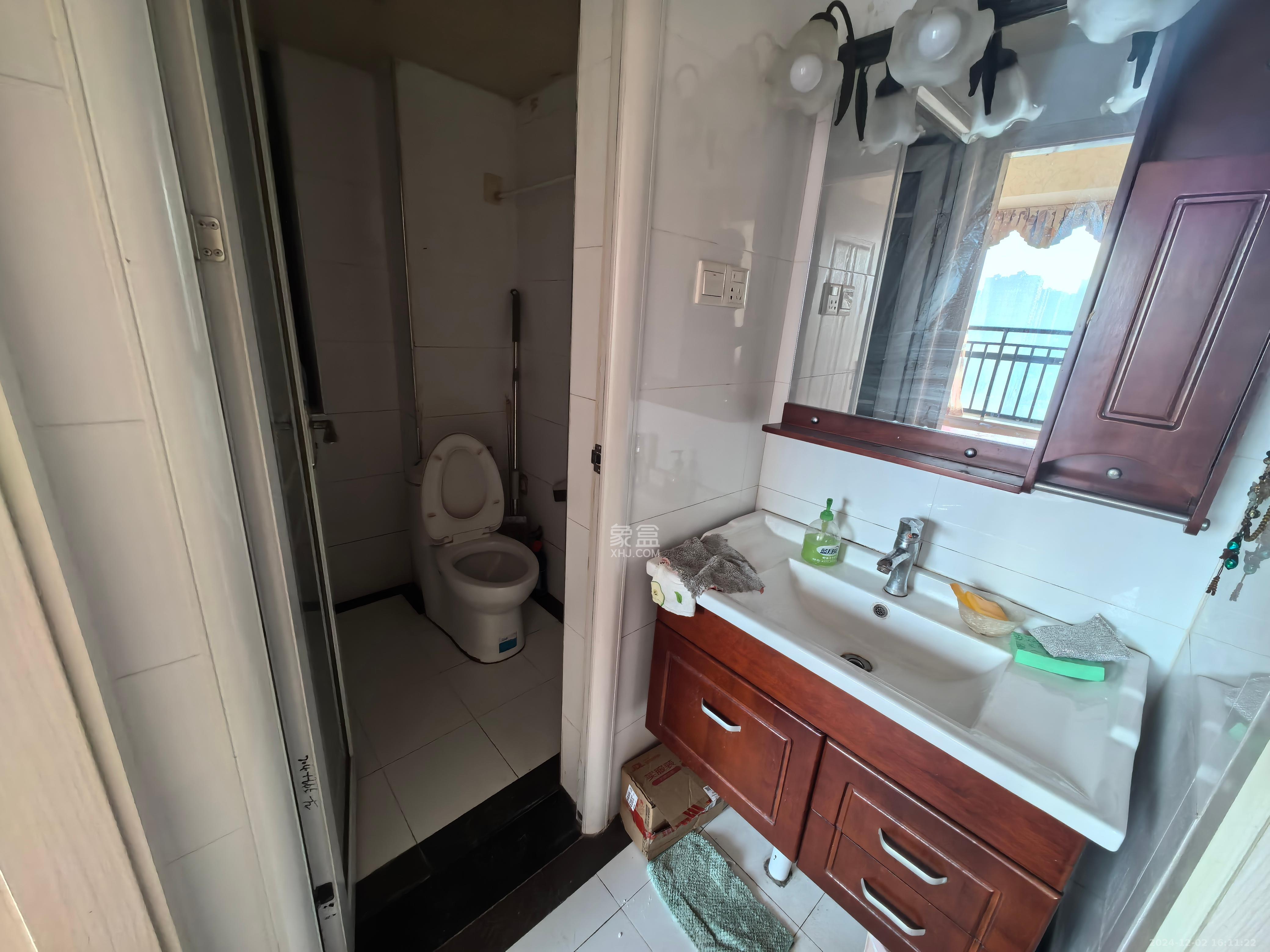 勤诚达新界 3室2厅1卫 1800.0元/月 勤诚达新界 3室2厅1卫 1800.0元/月室内图