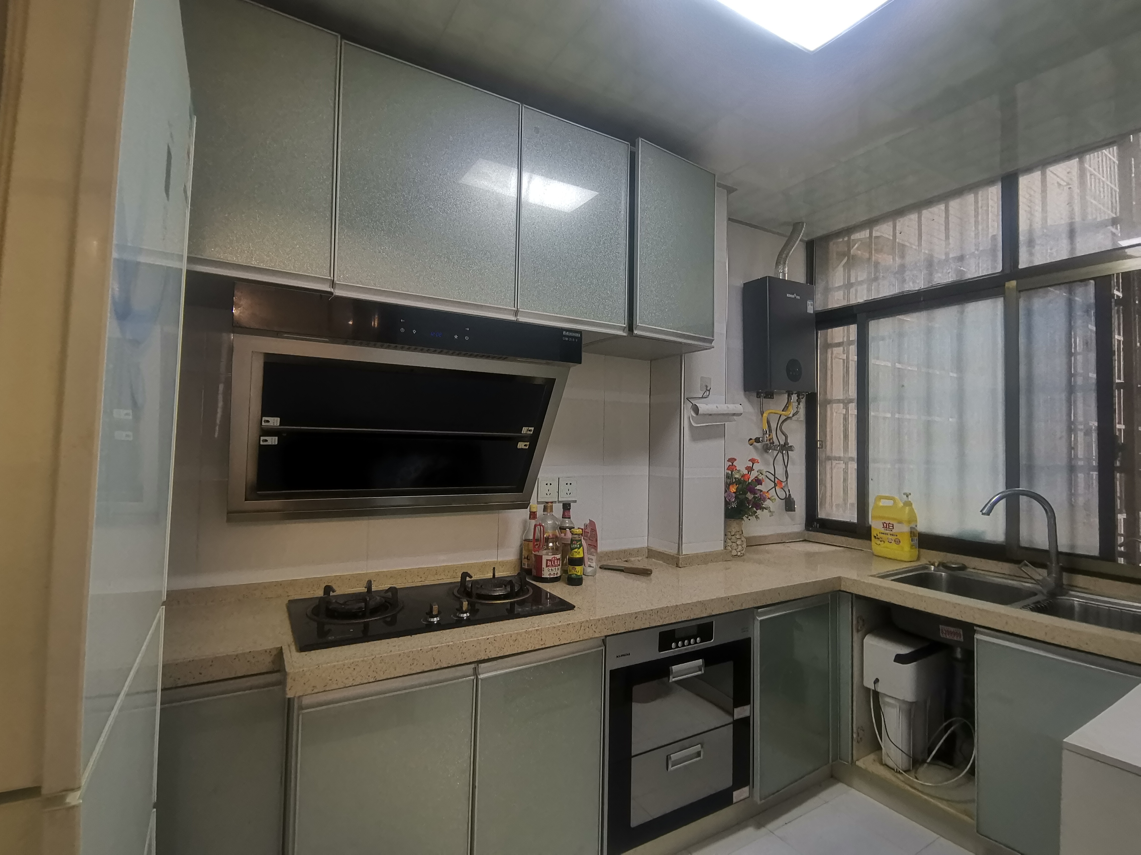 景明佳园 1室0厅0卫 1800.0元/月 景明佳园 1室0厅0卫 1800.0元/月室内图