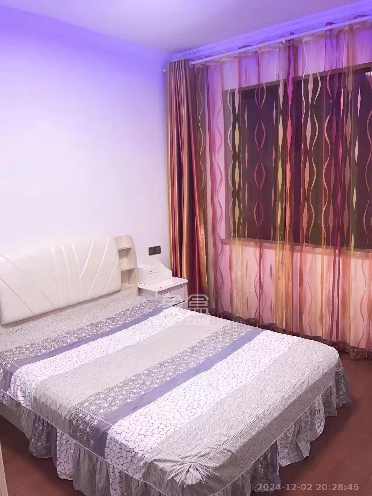 凯特梅溪紫郡  3室2厅1卫    2400.0元/月 凯特梅溪紫郡  3室2厅1卫    2400.0元/月室内图