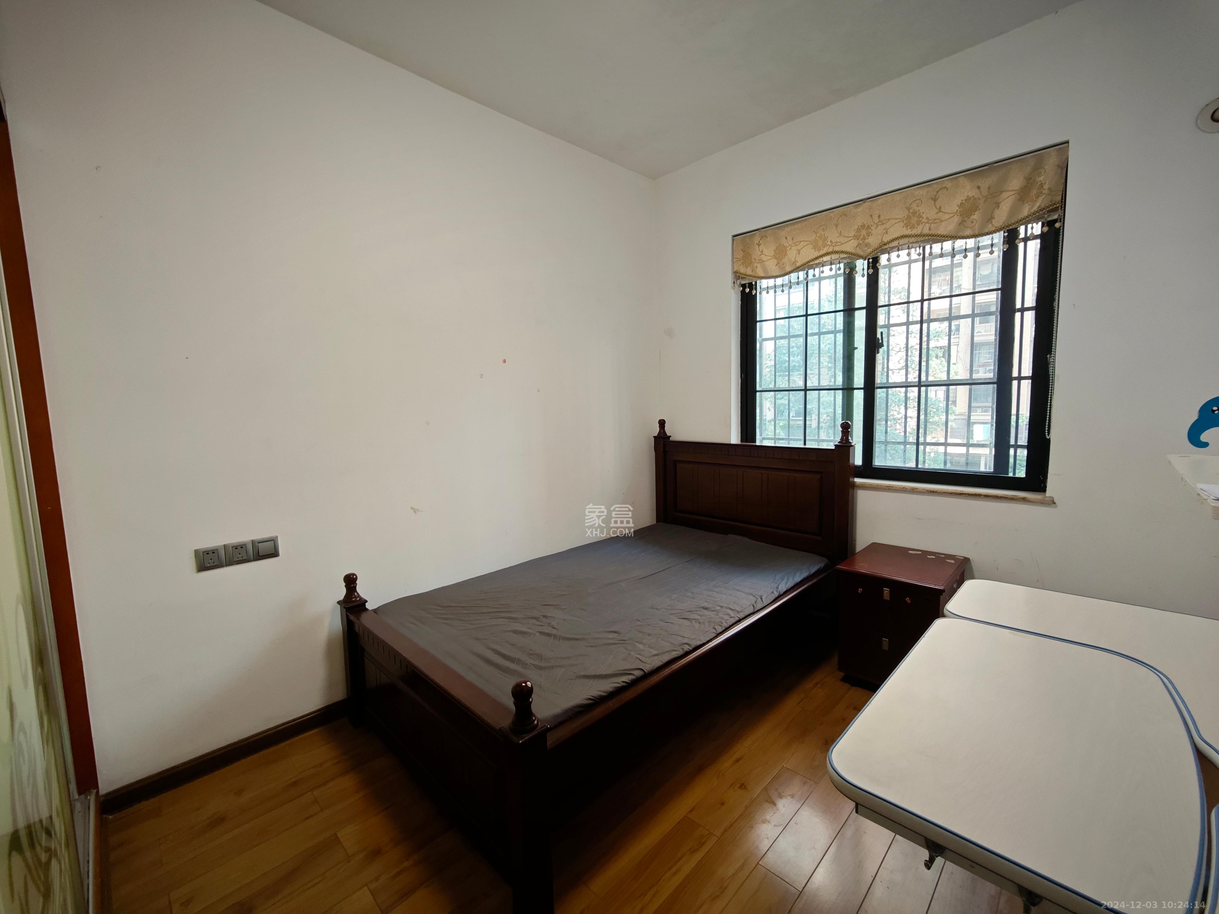 沁园春御院 3室2厅2卫 3500.0元/月 沁园春御院 3室2厅2卫 3500.0元/月室内图