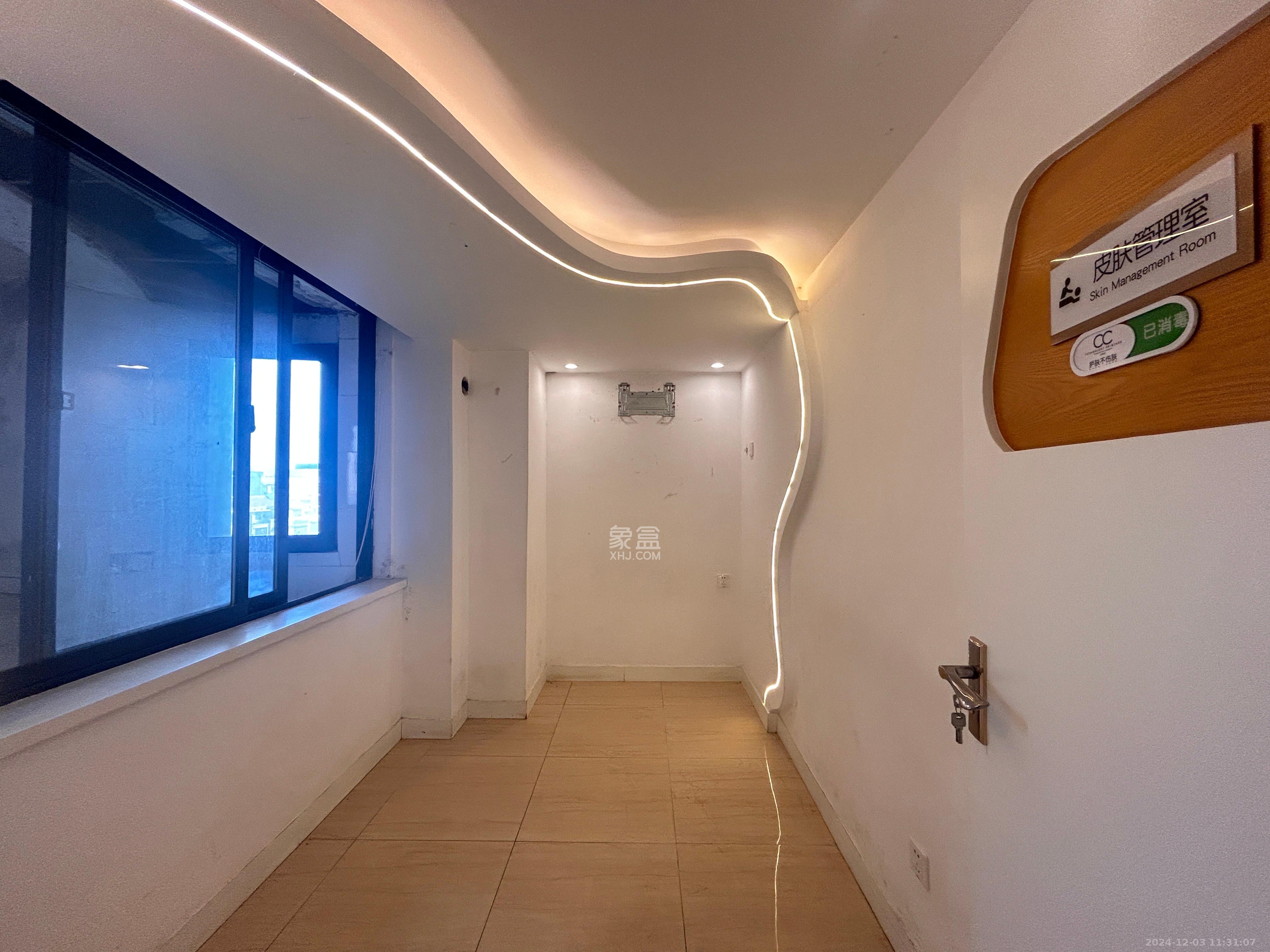 阳光锦城 5室2厅2卫 6000.0元/月 阳光锦城 5室2厅2卫 6000.0元/月室内图