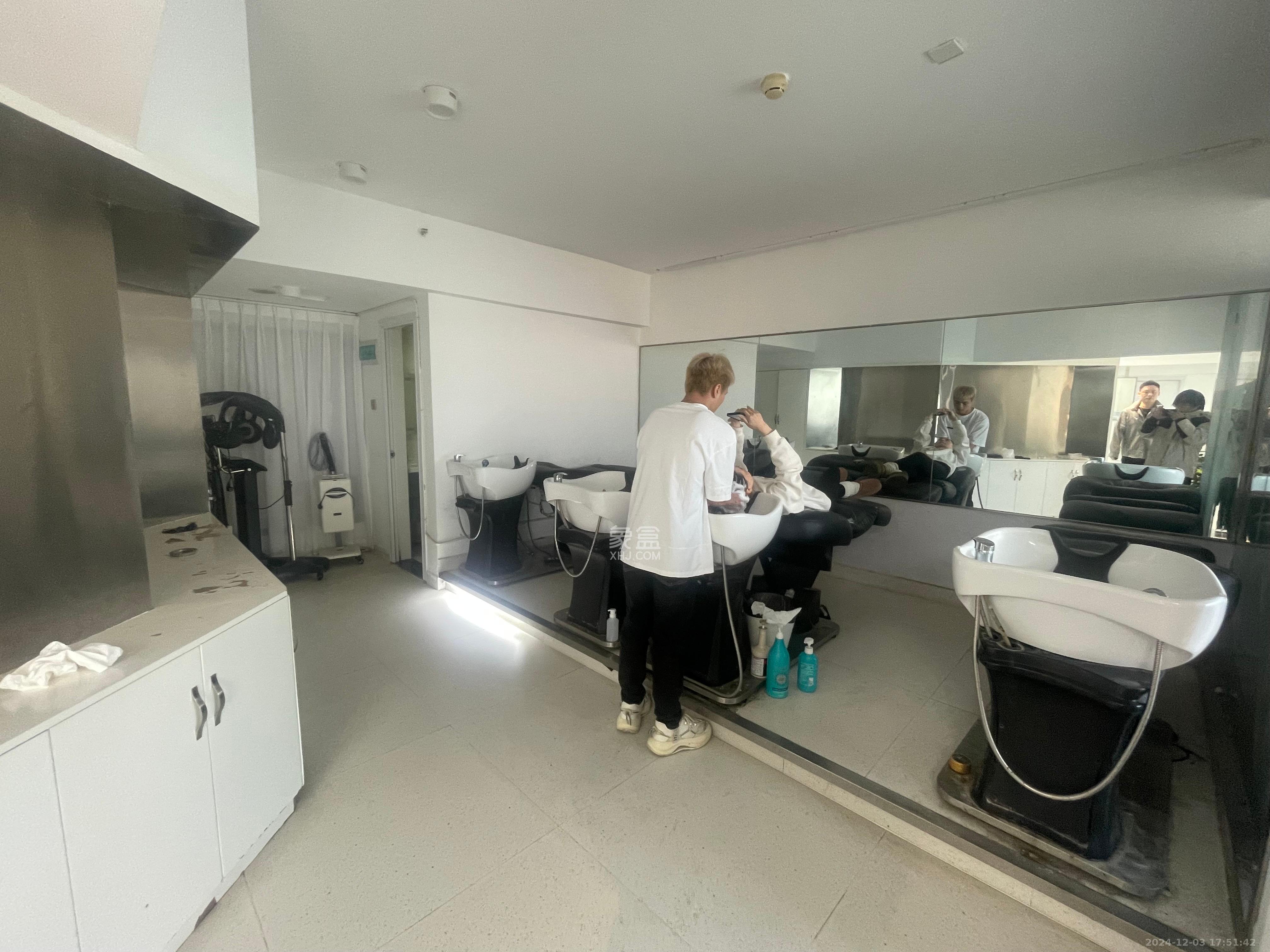 东城港 1室1厅1卫 7200.0元/月 东城港 1室1厅1卫 7200.0元/月室内图