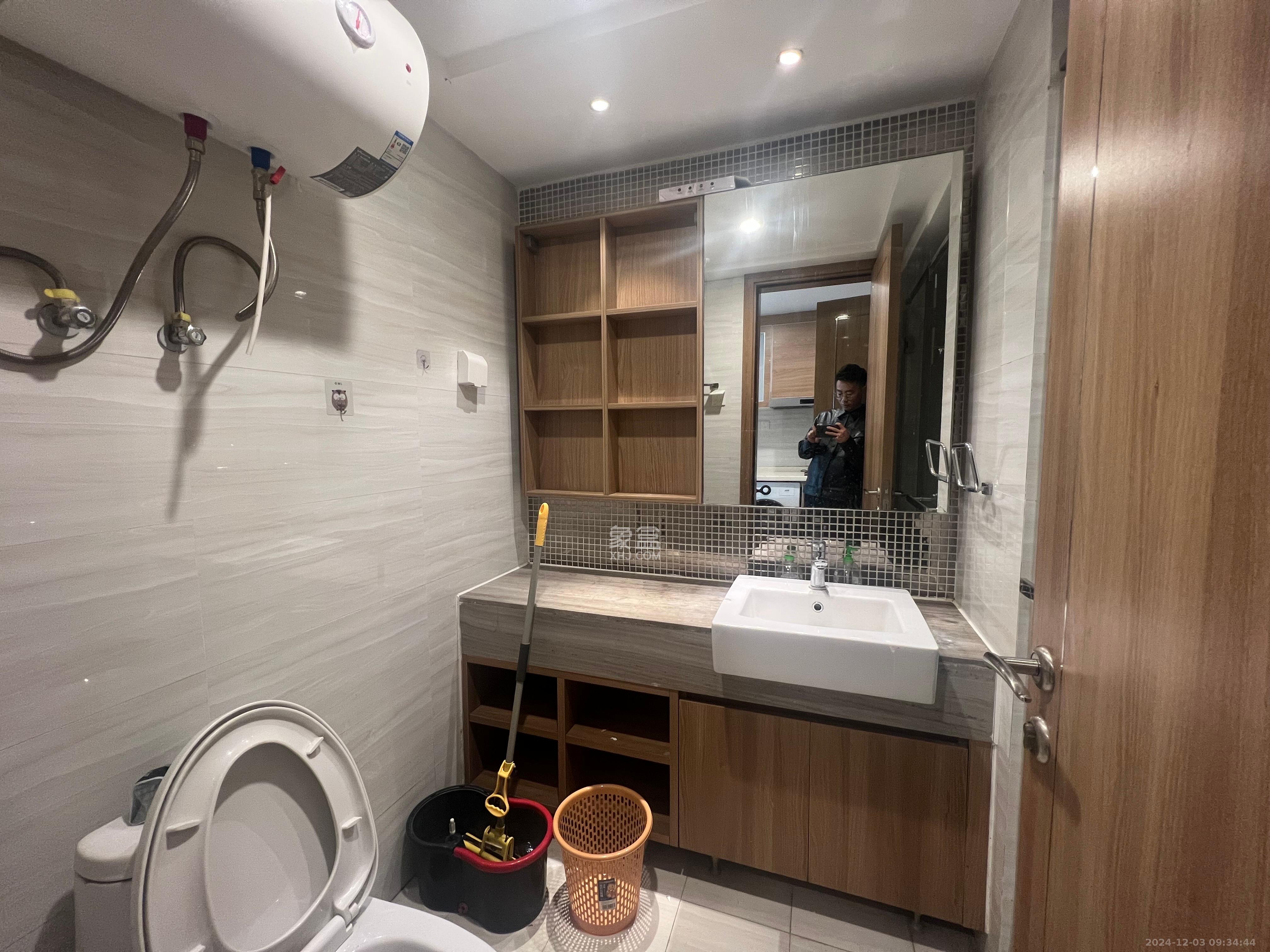 恒大翡翠华庭 1室1厅1卫 1300.0元/月 恒大翡翠华庭 1室1厅1卫 1300.0元/月室内图