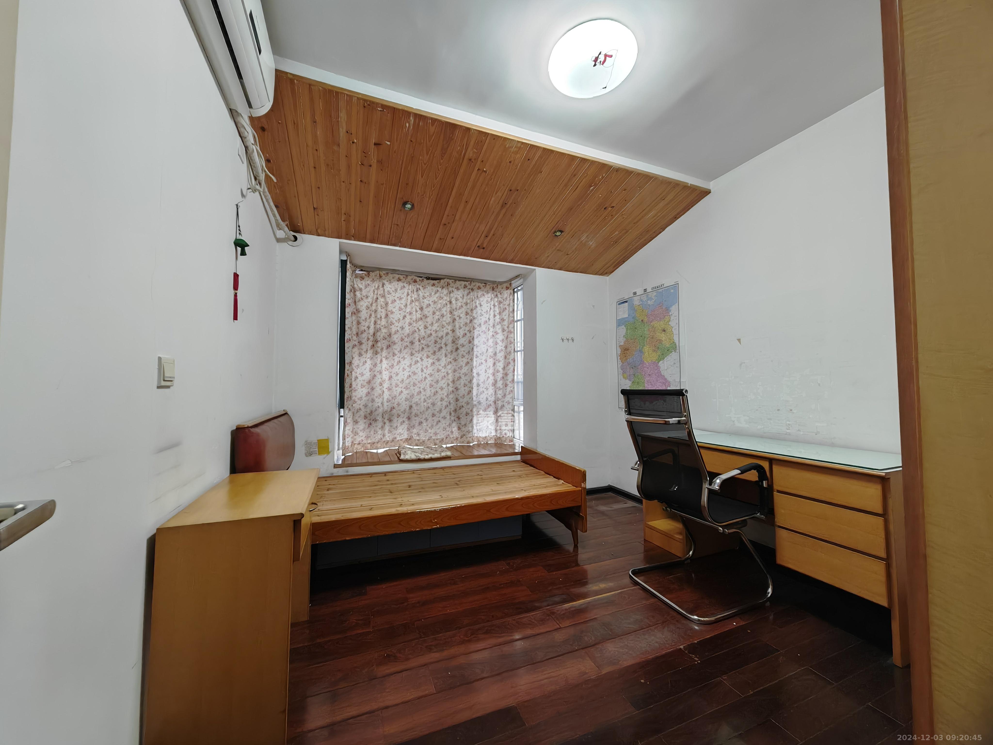 海利宿舍 3室2厅2卫 2600.0元/月 海利宿舍 3室2厅2卫 2600.0元/月室内图