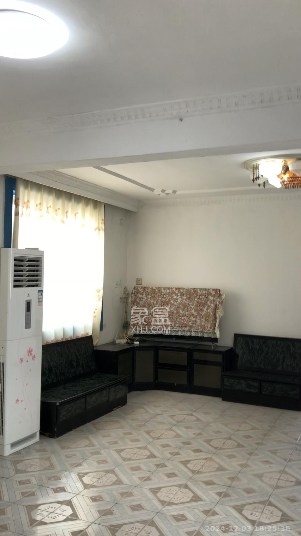 地质中学宿舍 2室2厅1卫 2400.0元/月 地质中学宿舍 2室2厅1卫 2400.0元/月室内图