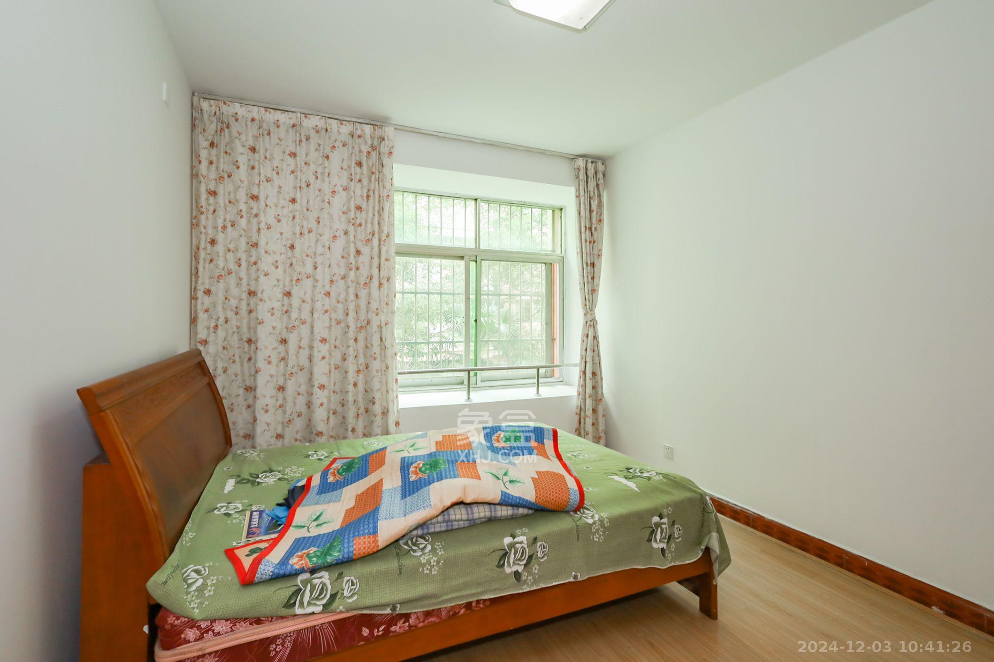 咸嘉新村嘉文苑 2室2厅1卫 1800.0元/月 咸嘉新村嘉文苑 2室2厅1卫 1800.0元/月室内图