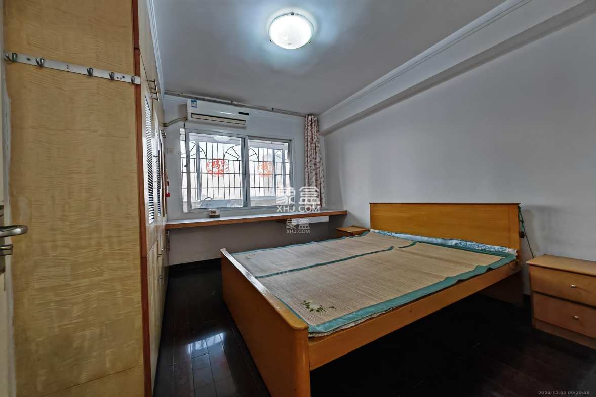 海利宿舍 3室2厅2卫 2600.0元/月 海利宿舍 3室2厅2卫 2600.0元/月室内图