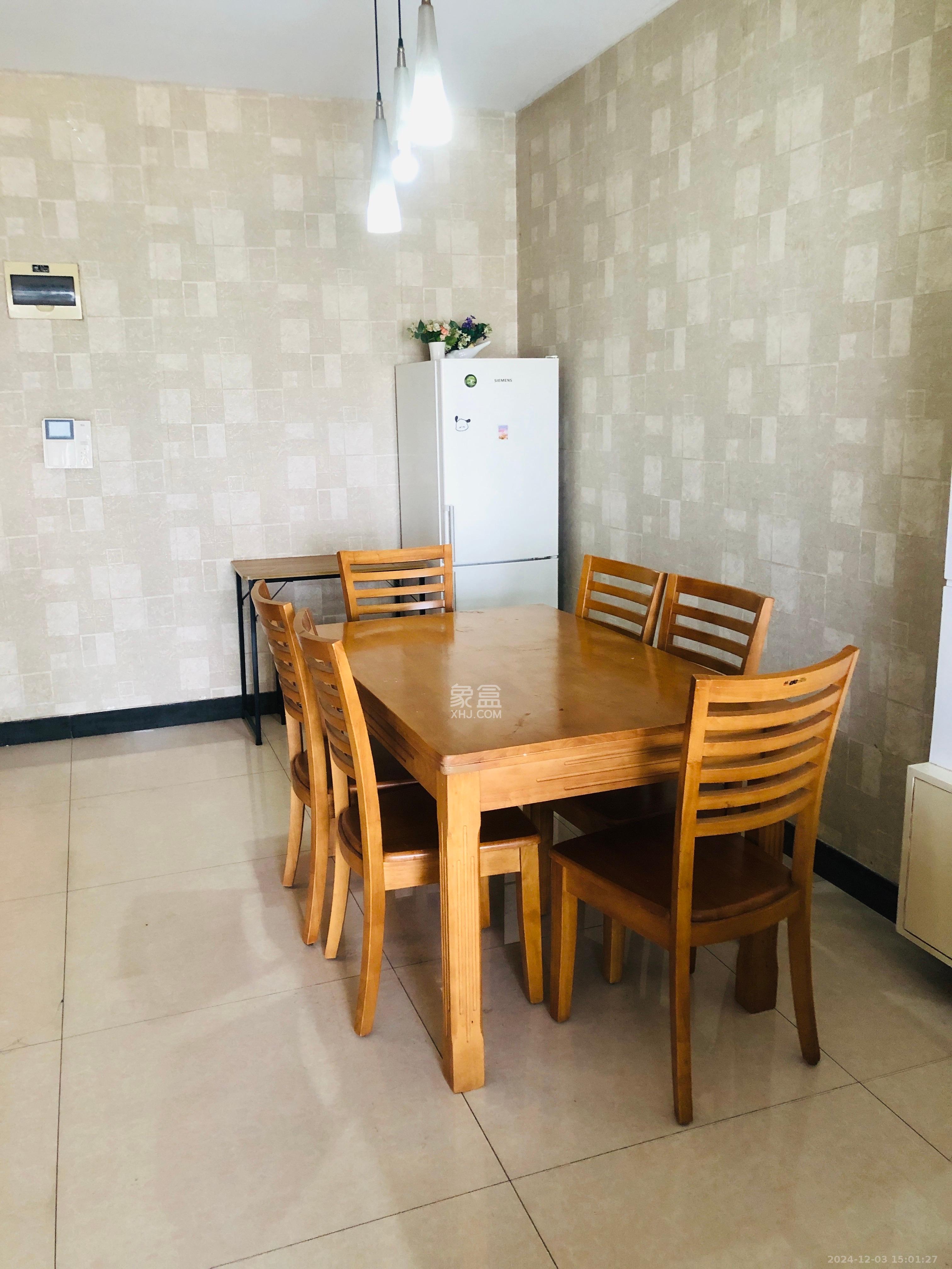 紫晶城 2室2厅1卫 1300.0元/月 紫晶城 2室2厅1卫 1300.0元/月室内图