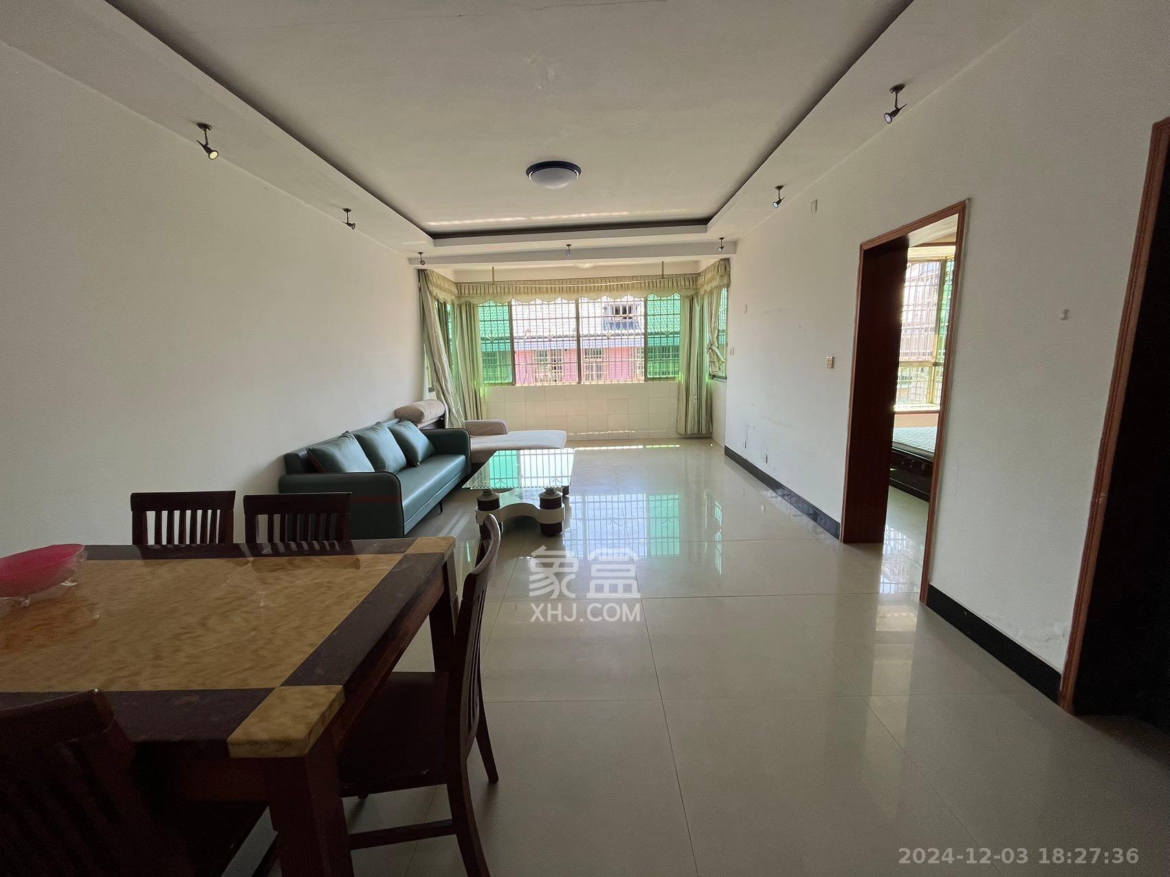 桃阳小区高层低层(安置小区) 2室2厅1卫 1800.0元/月 桃阳小区高层低层(安置小区) 2室2厅1卫 1800.0元/月室内图